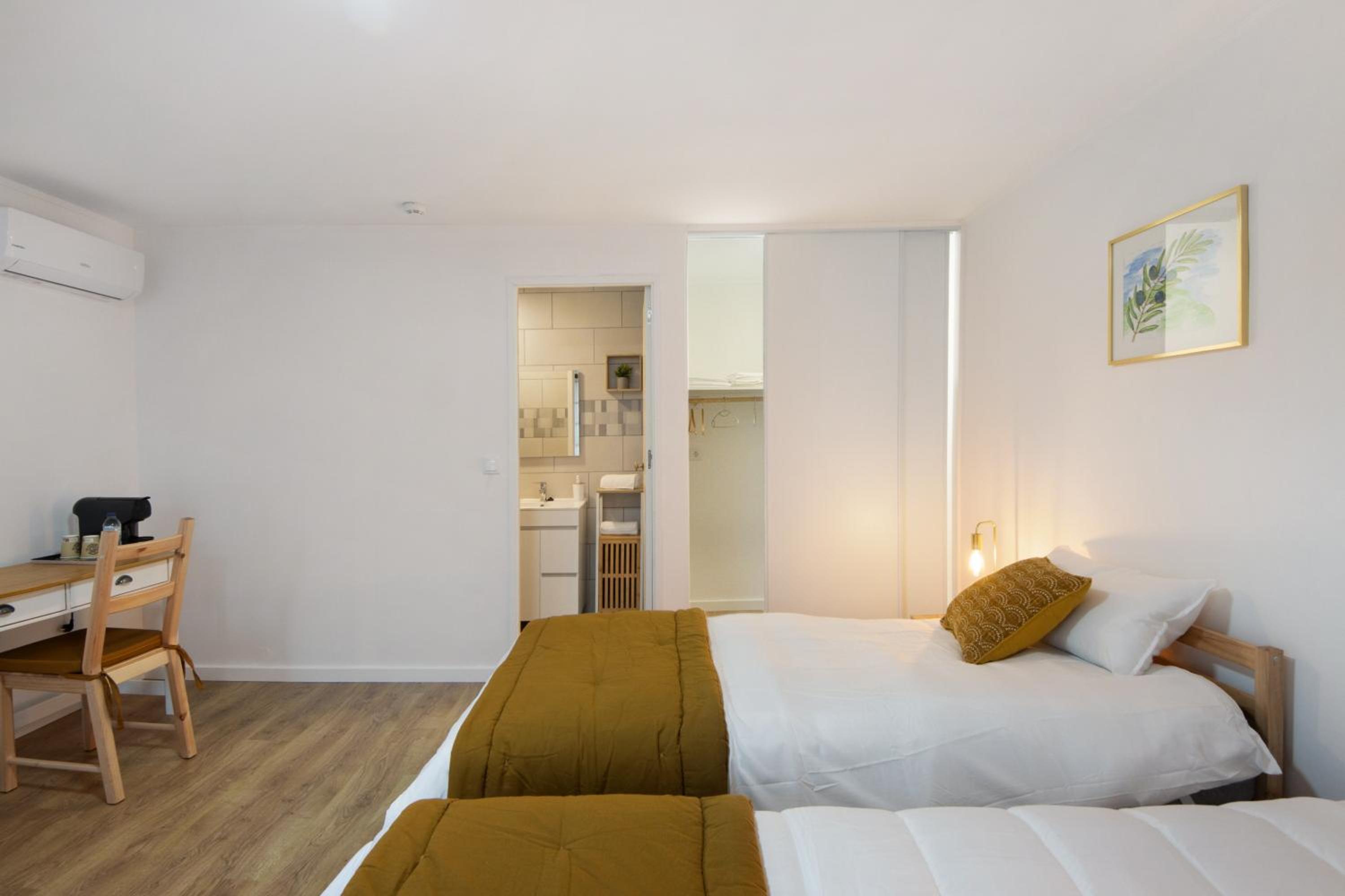 Double Room with Mountain View