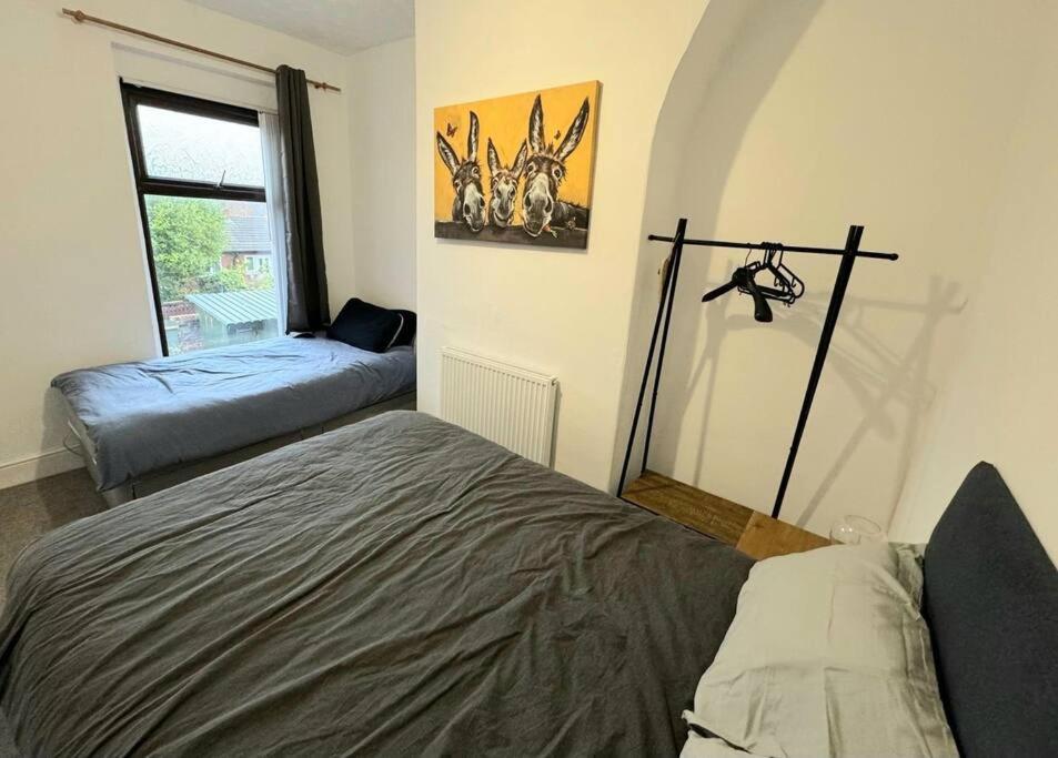 Three-Bedroom Apartment photo 3