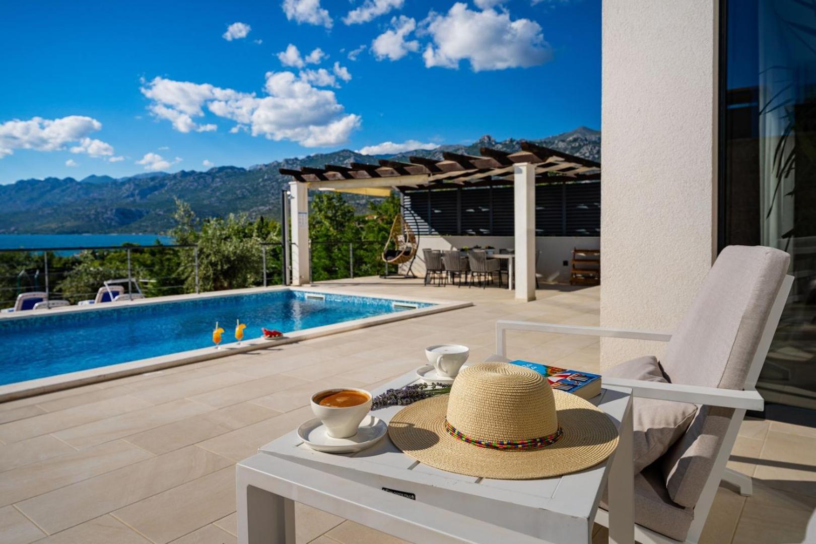 Villa with Private Pool photo 3