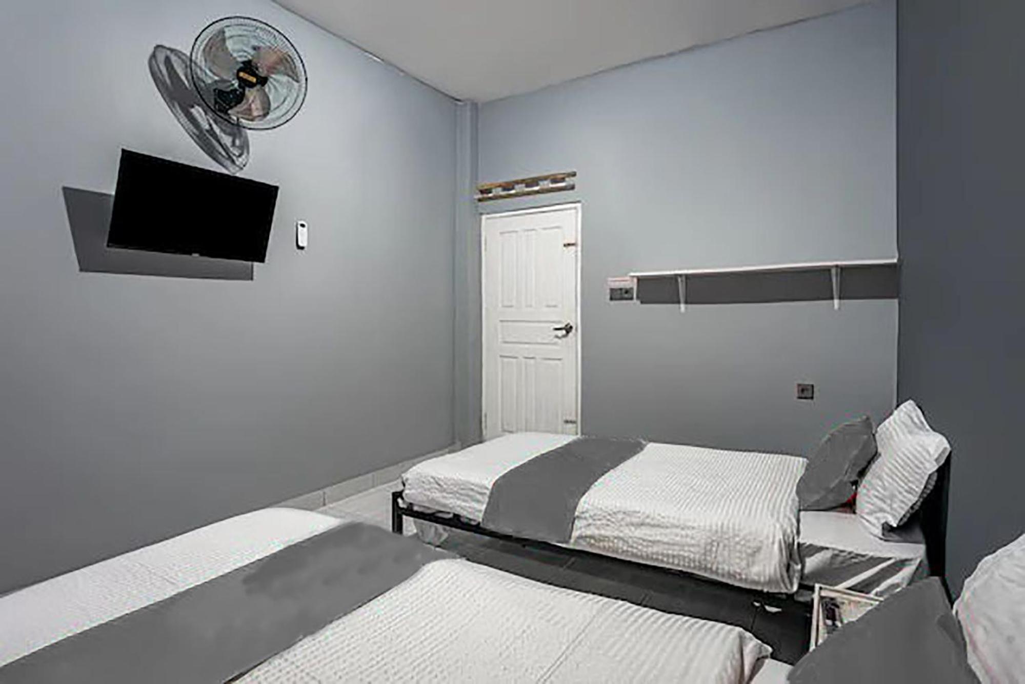 Superior Twin Room photo 2