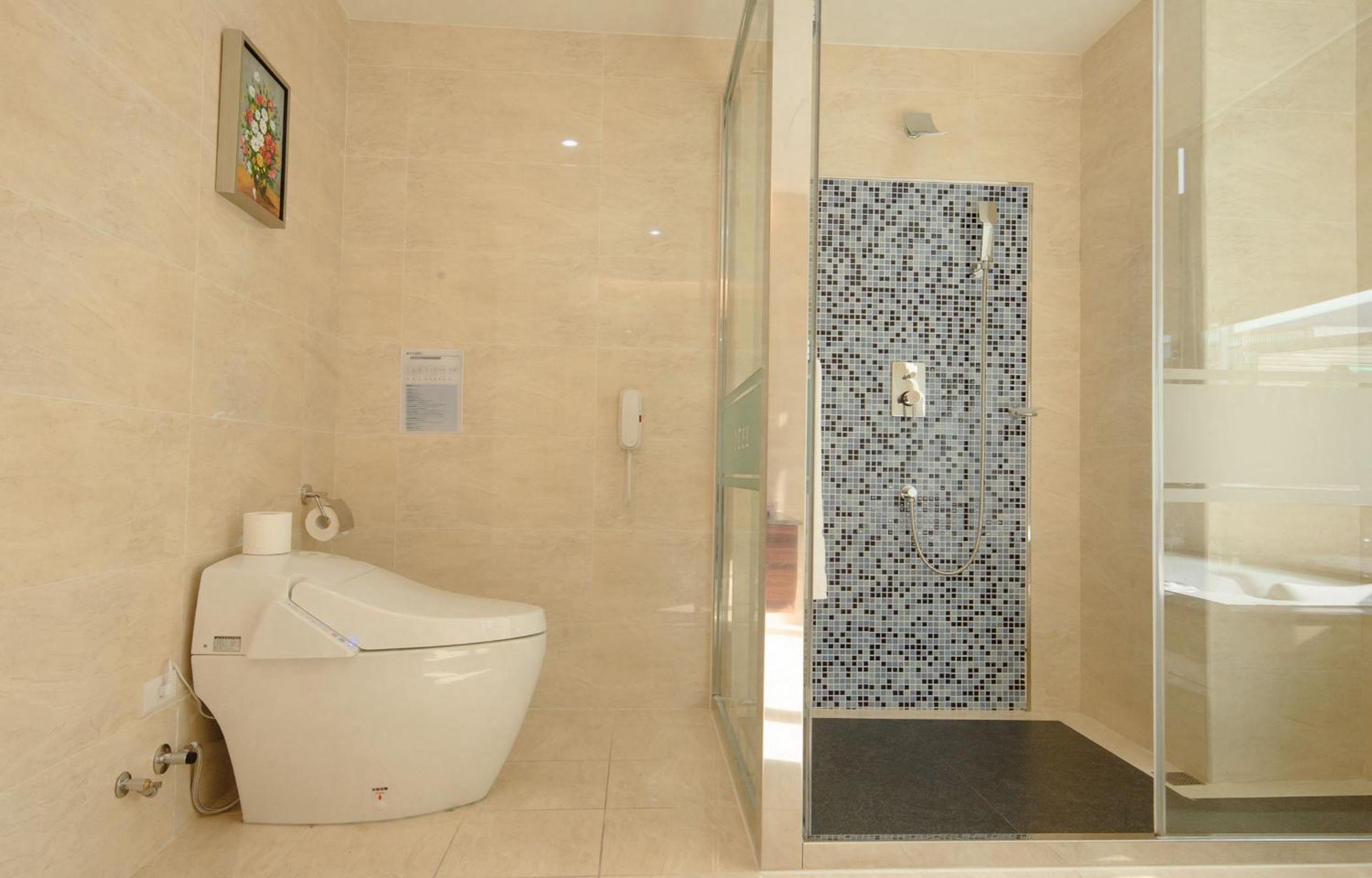 Elegant Quadruple Room photo 3