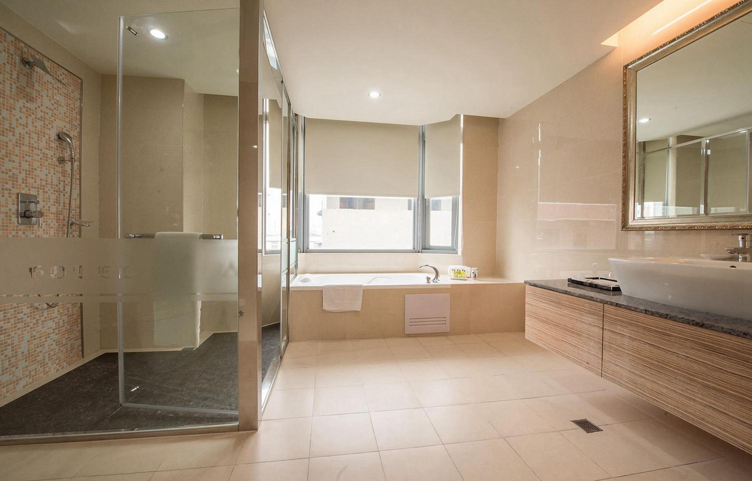 Elegant Quadruple Room photo 2