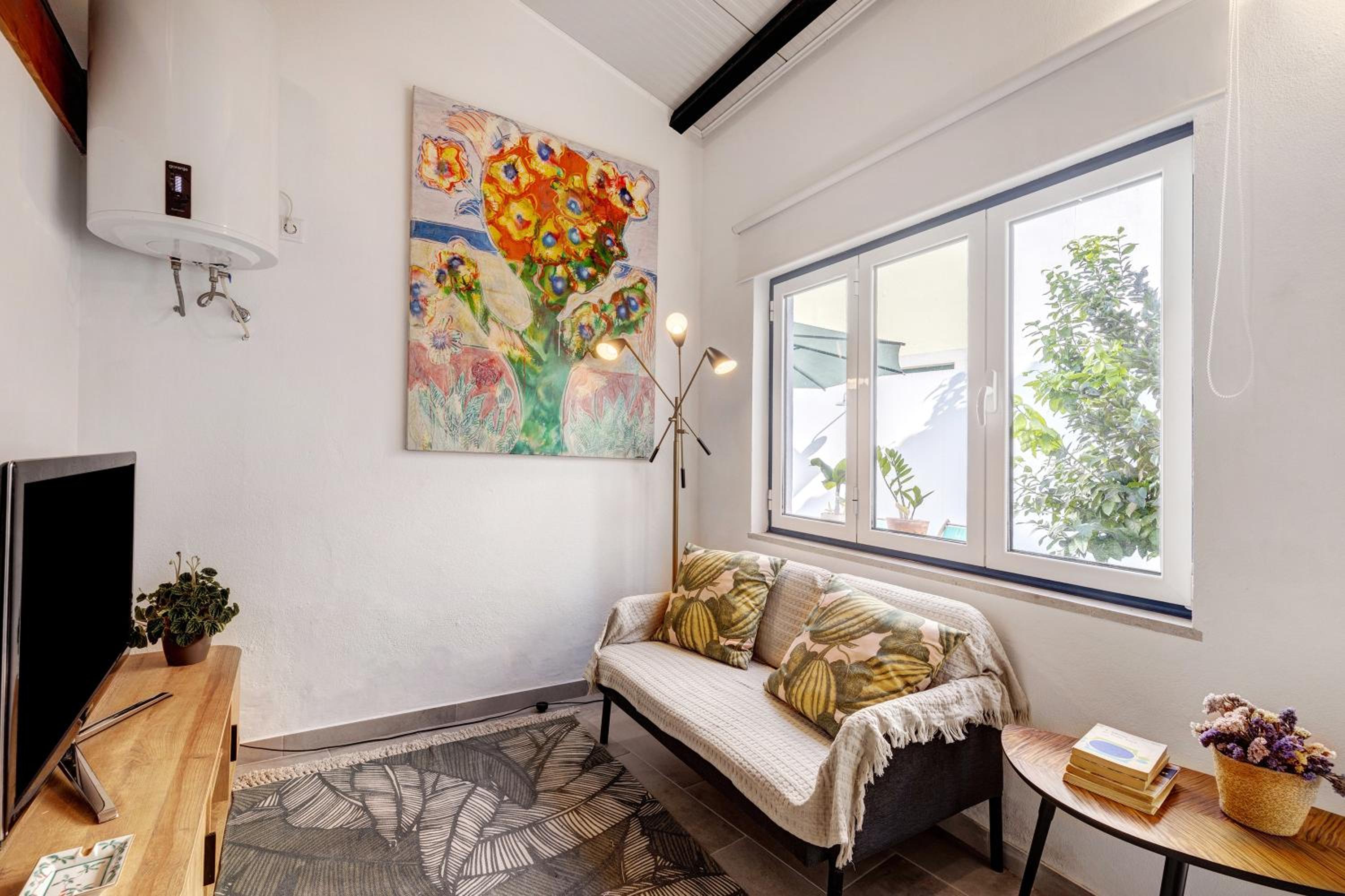 One-Bedroom House photo 1