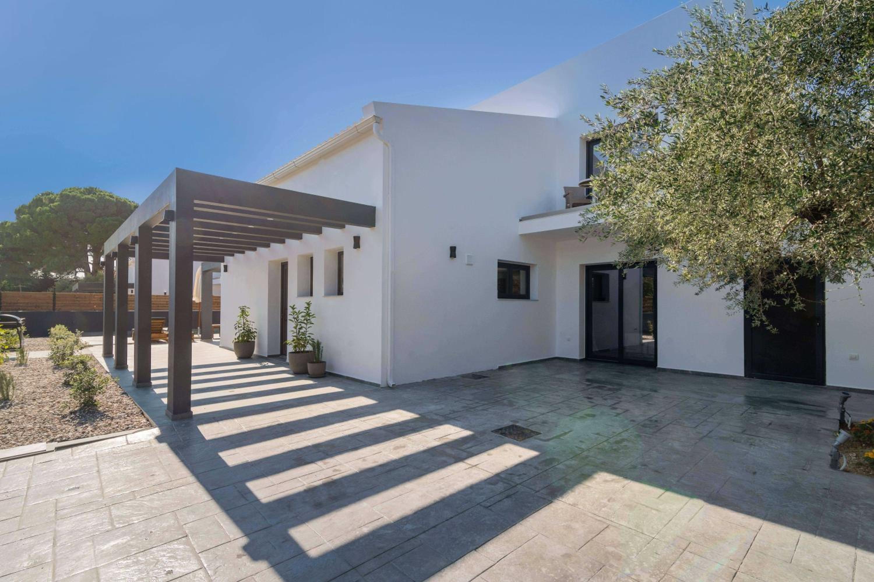 Four-Bedroom Villa 2 photo 3