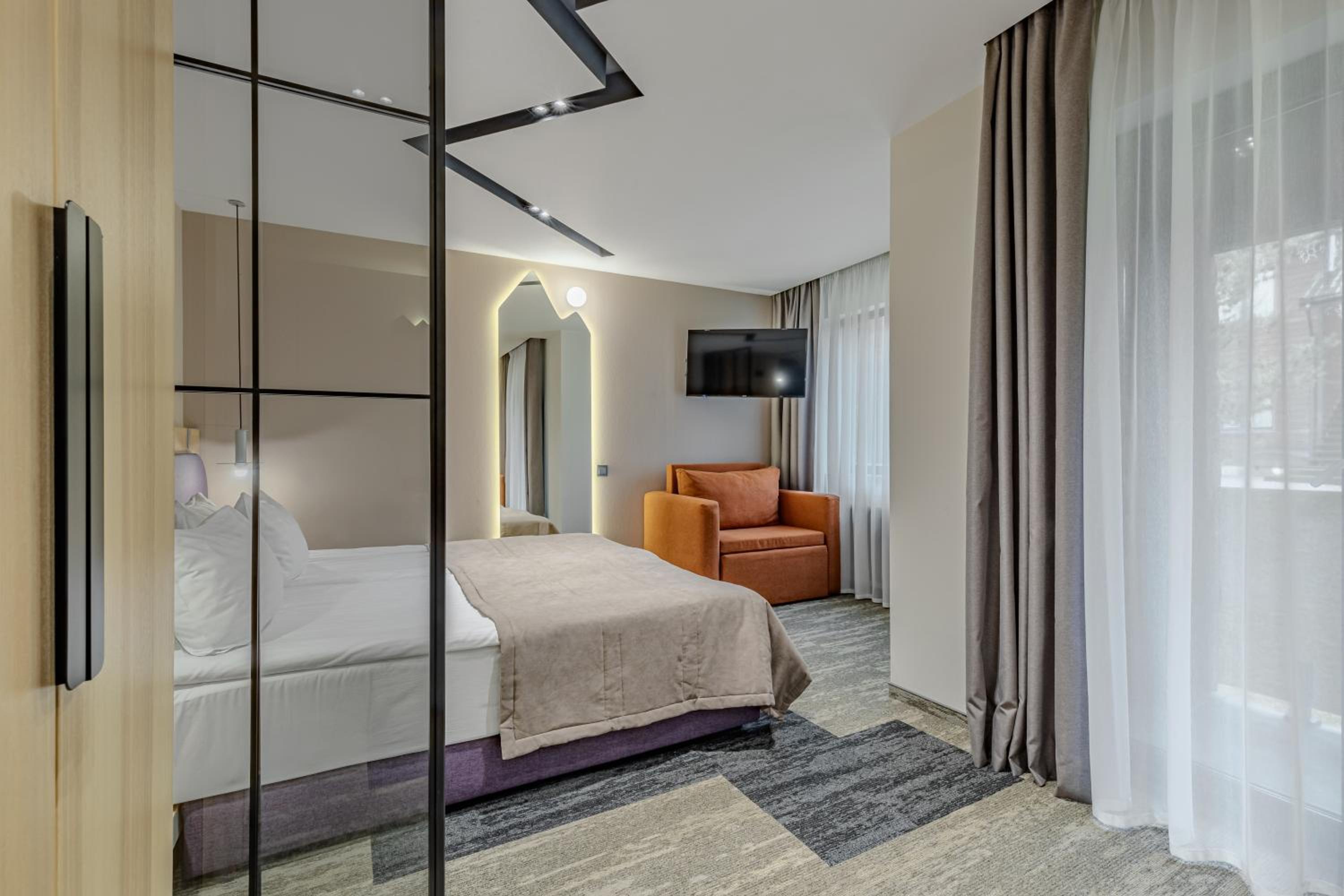 Deluxe Double or Twin Room with Balcony