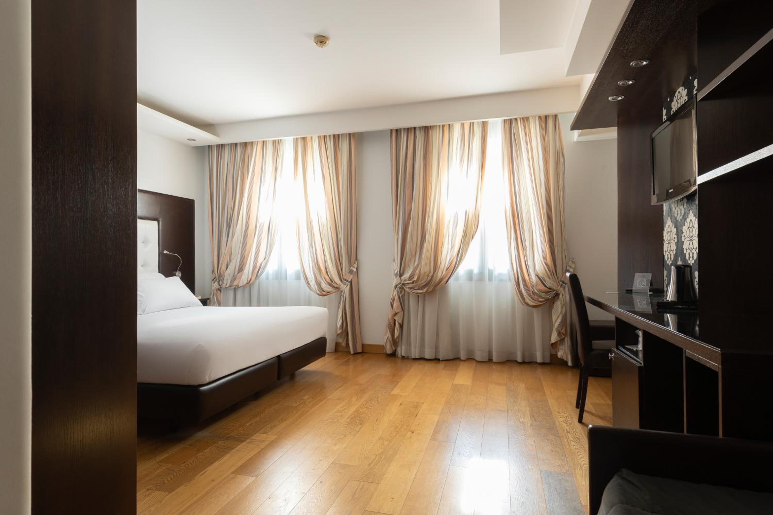 Royal Palace Special Package