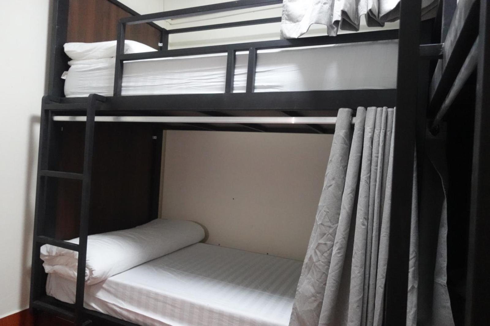 Bed in 6-Bed Female Dormitory Room photo 1
