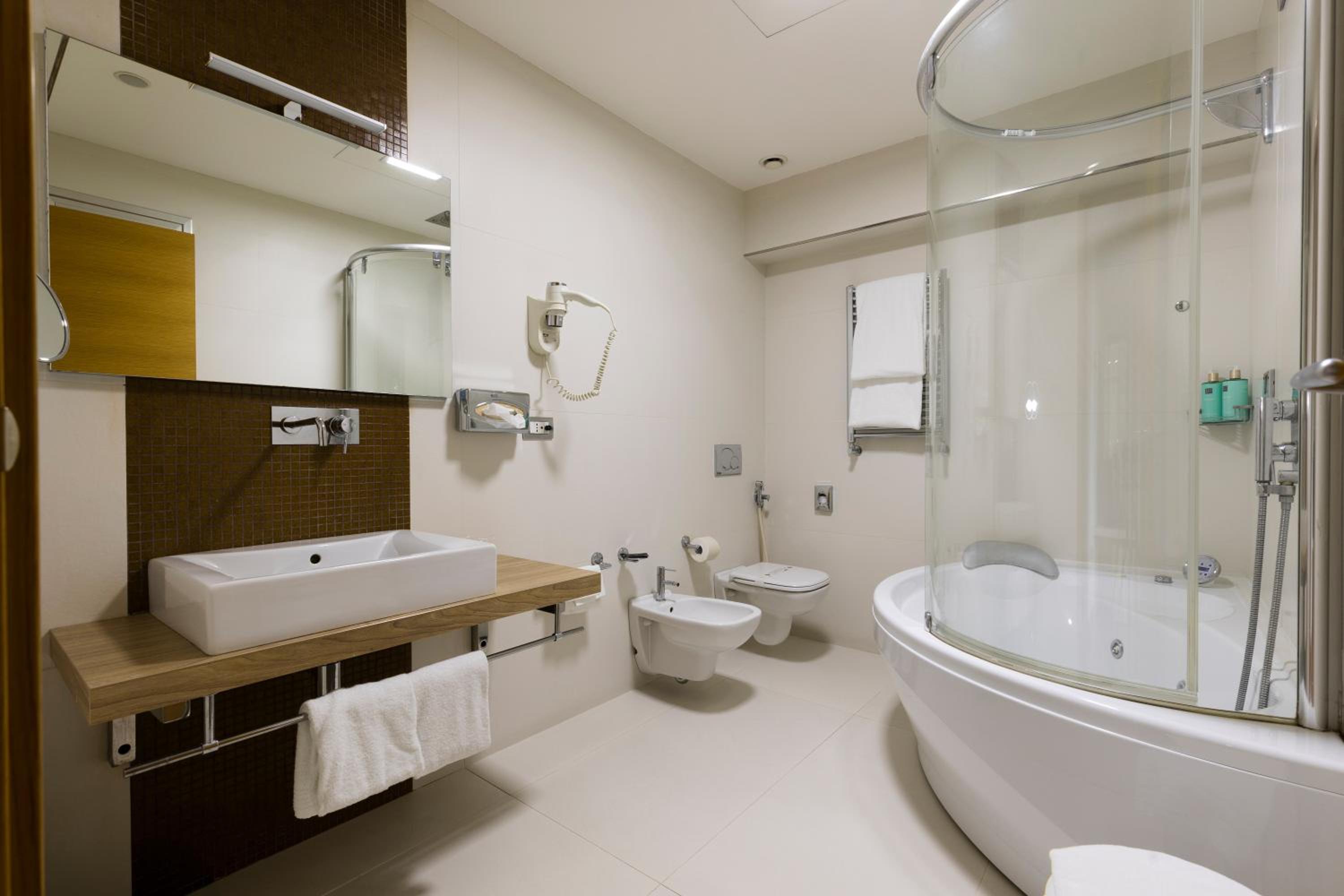 Superior Double Room - Photo 4