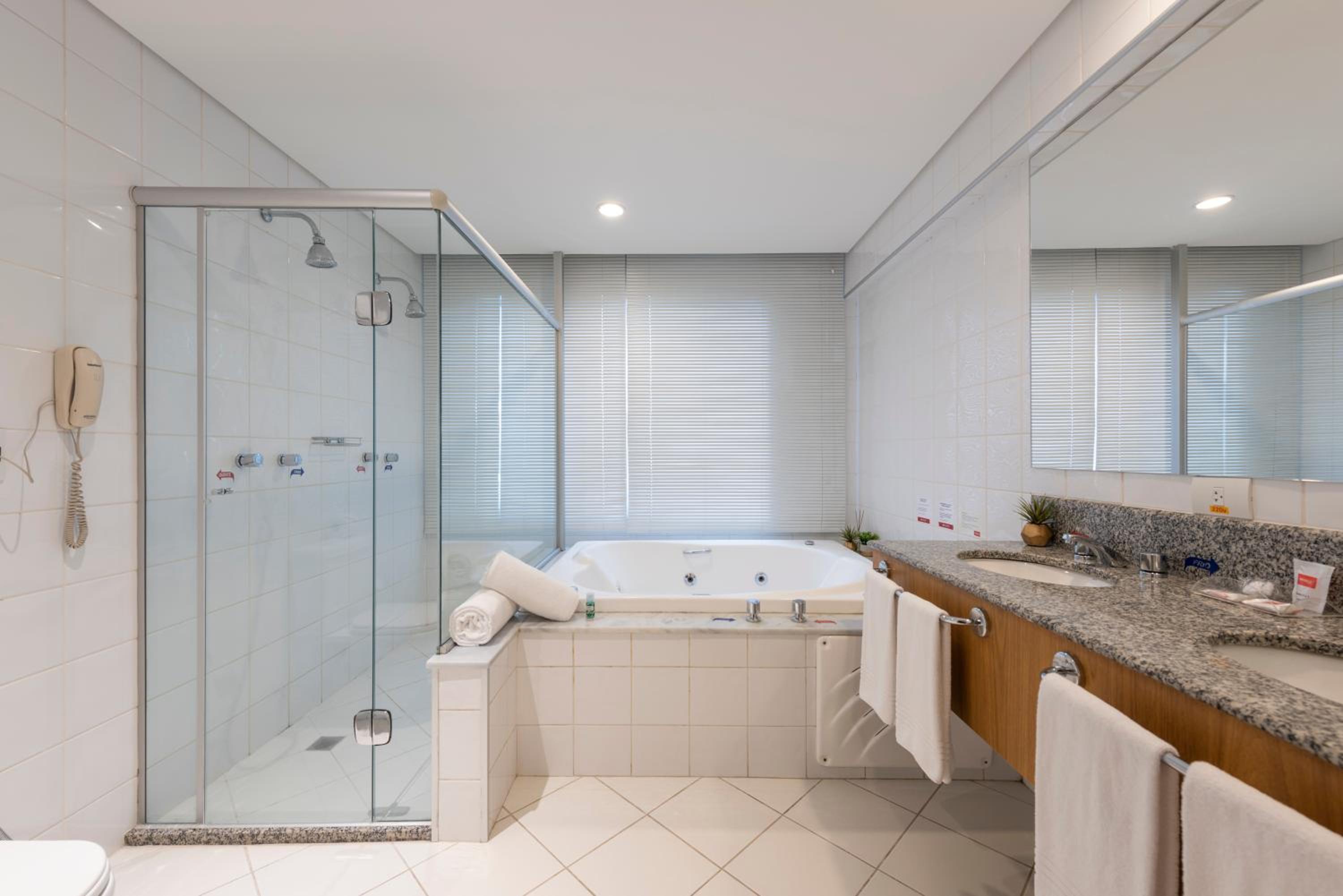 Presidential Suite photo 3