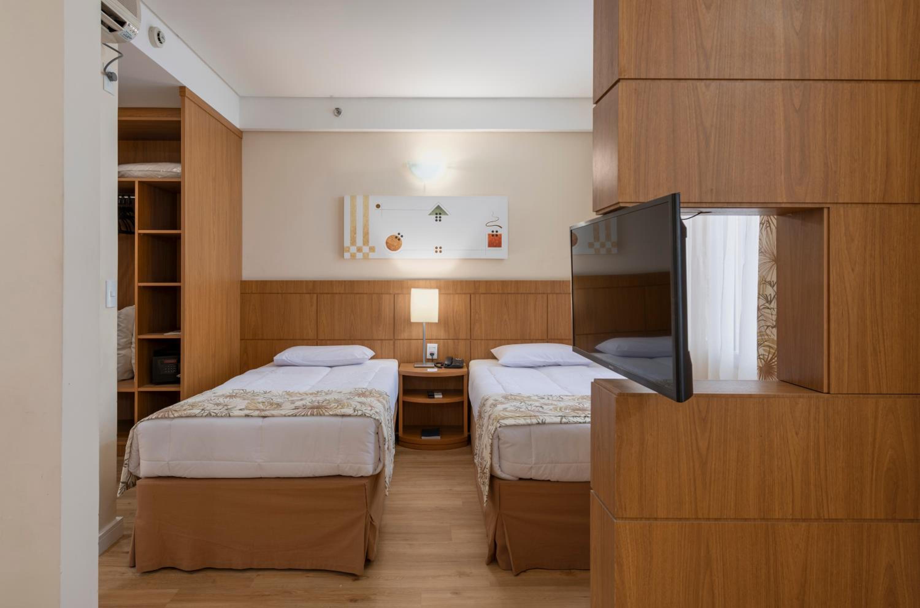 Superior Twin Room - Photo 6