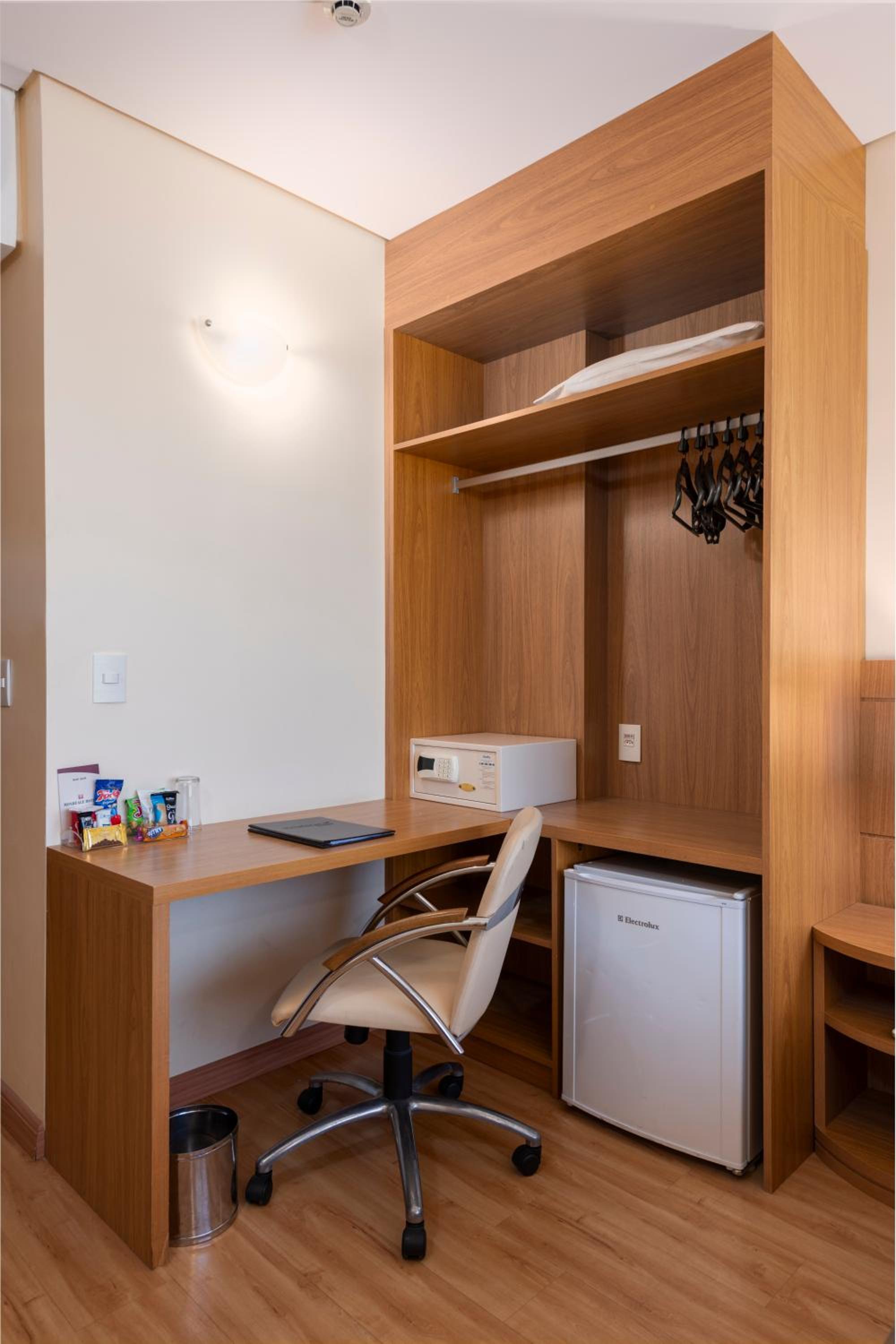 Standard Double Room - Photo 5