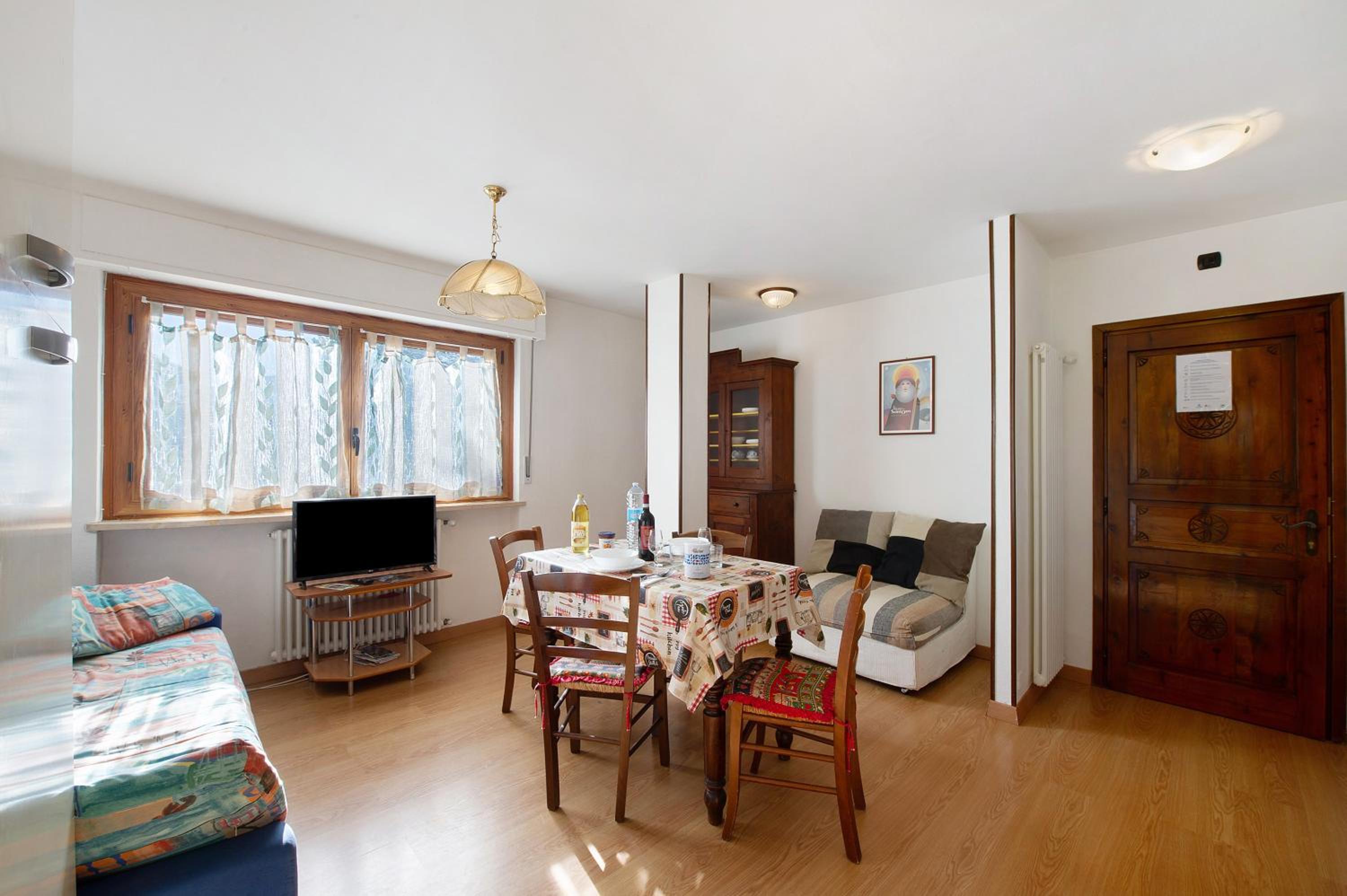 Superior One-Bedroom Apartment photo 1