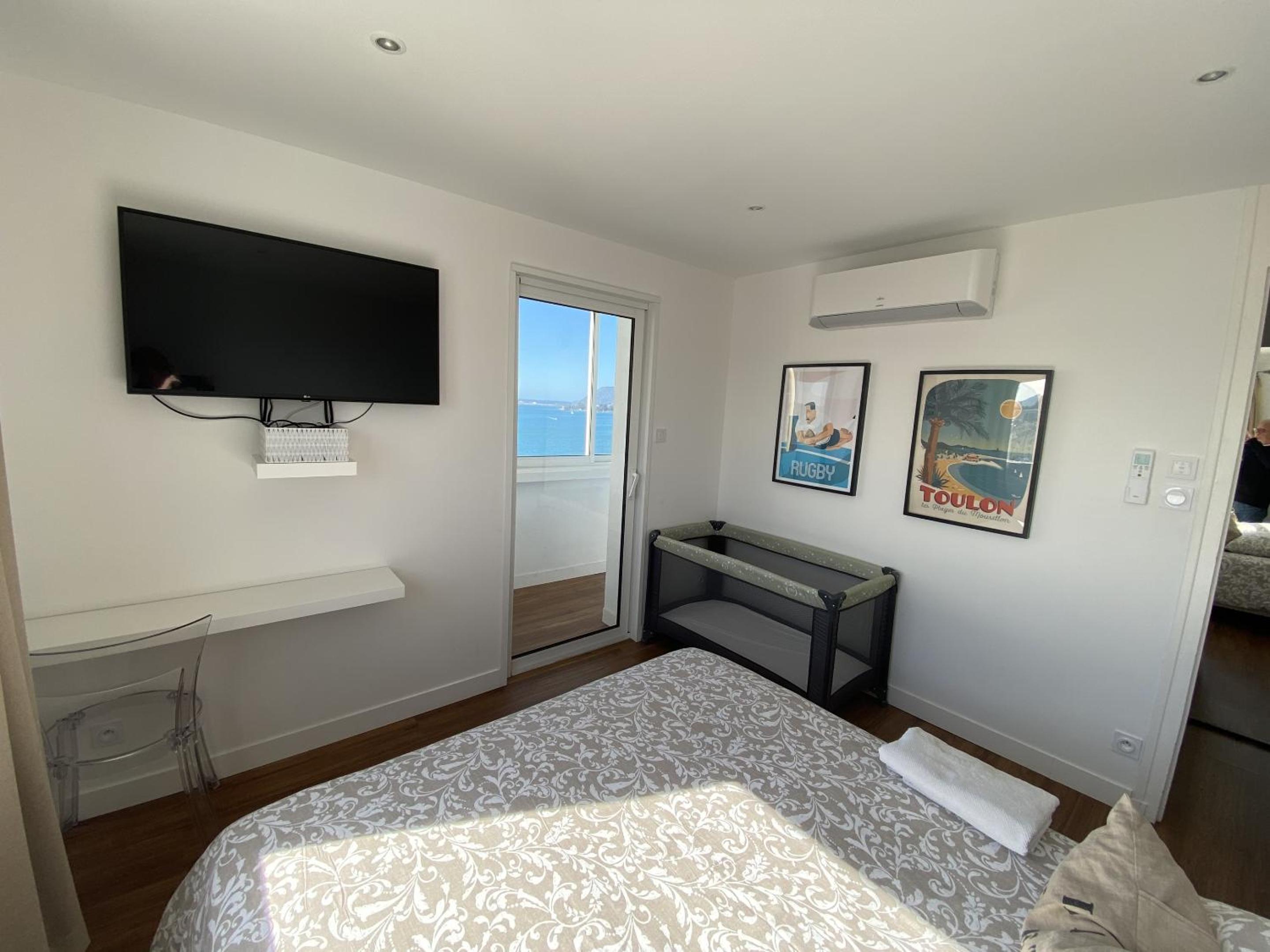 Two-Bedroom Deluxe Apartment