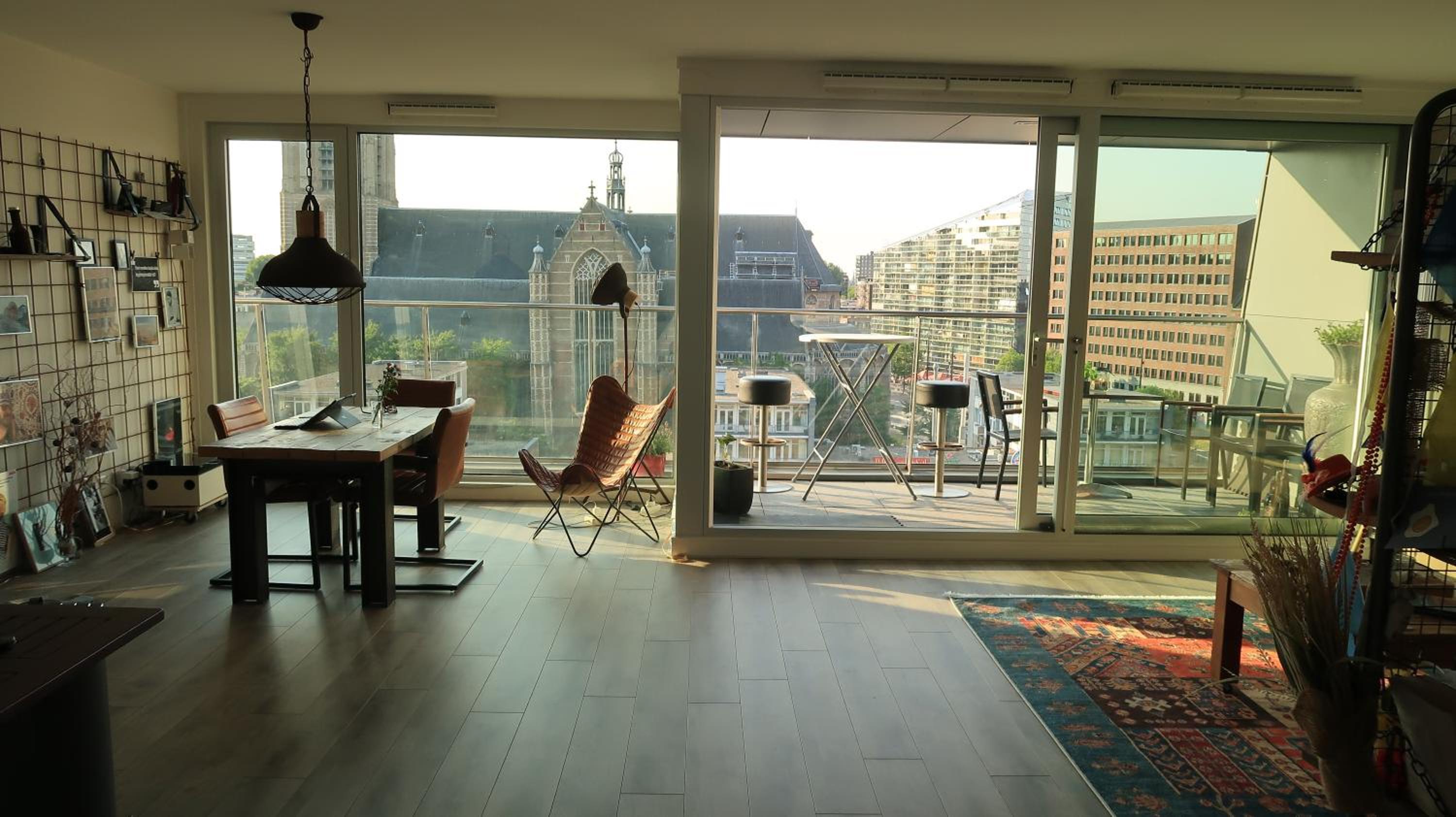 One-Bedroom Apartment photo 3