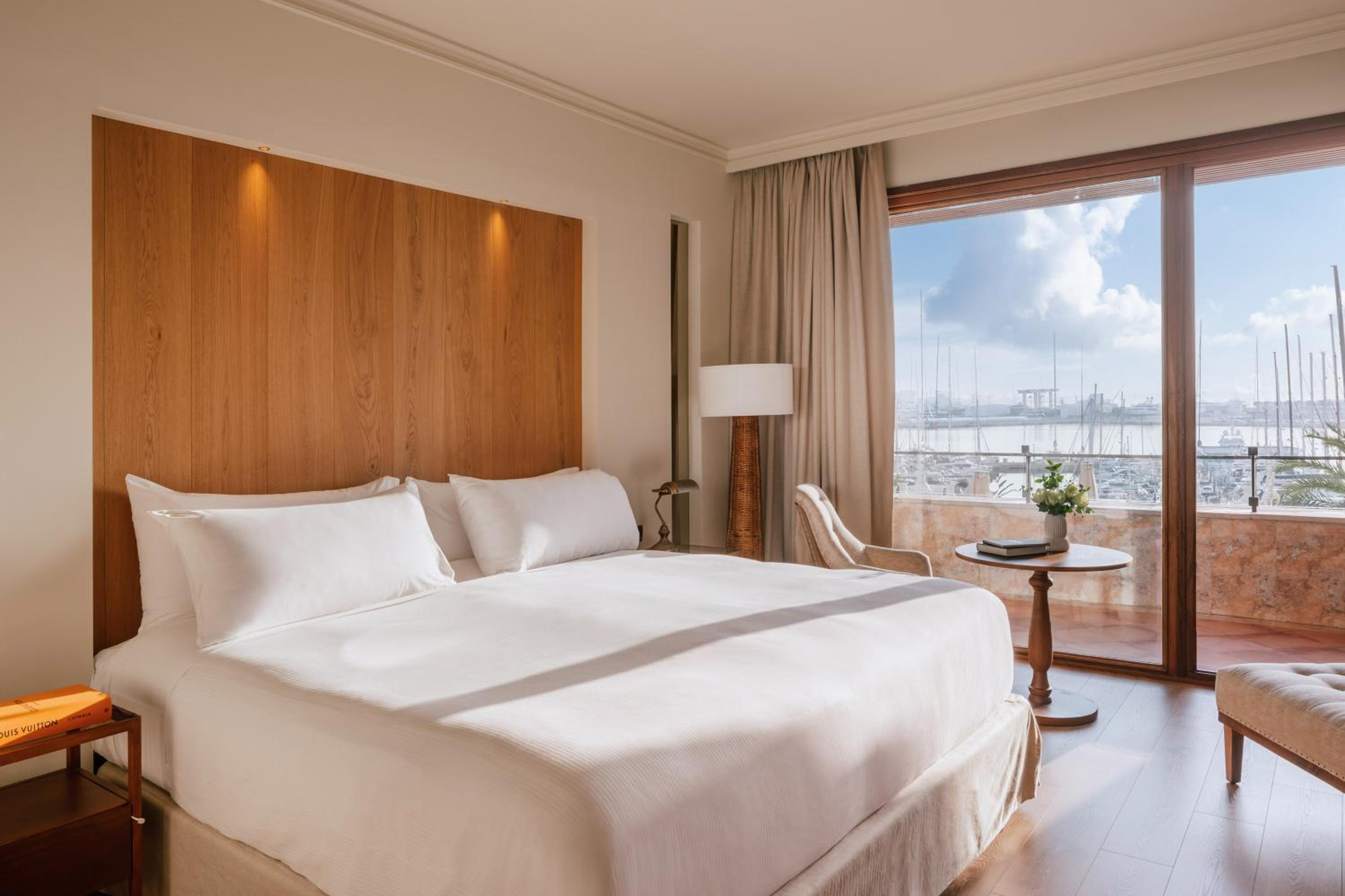 Supreme Room with Sea and Cathedral View - Photo 1