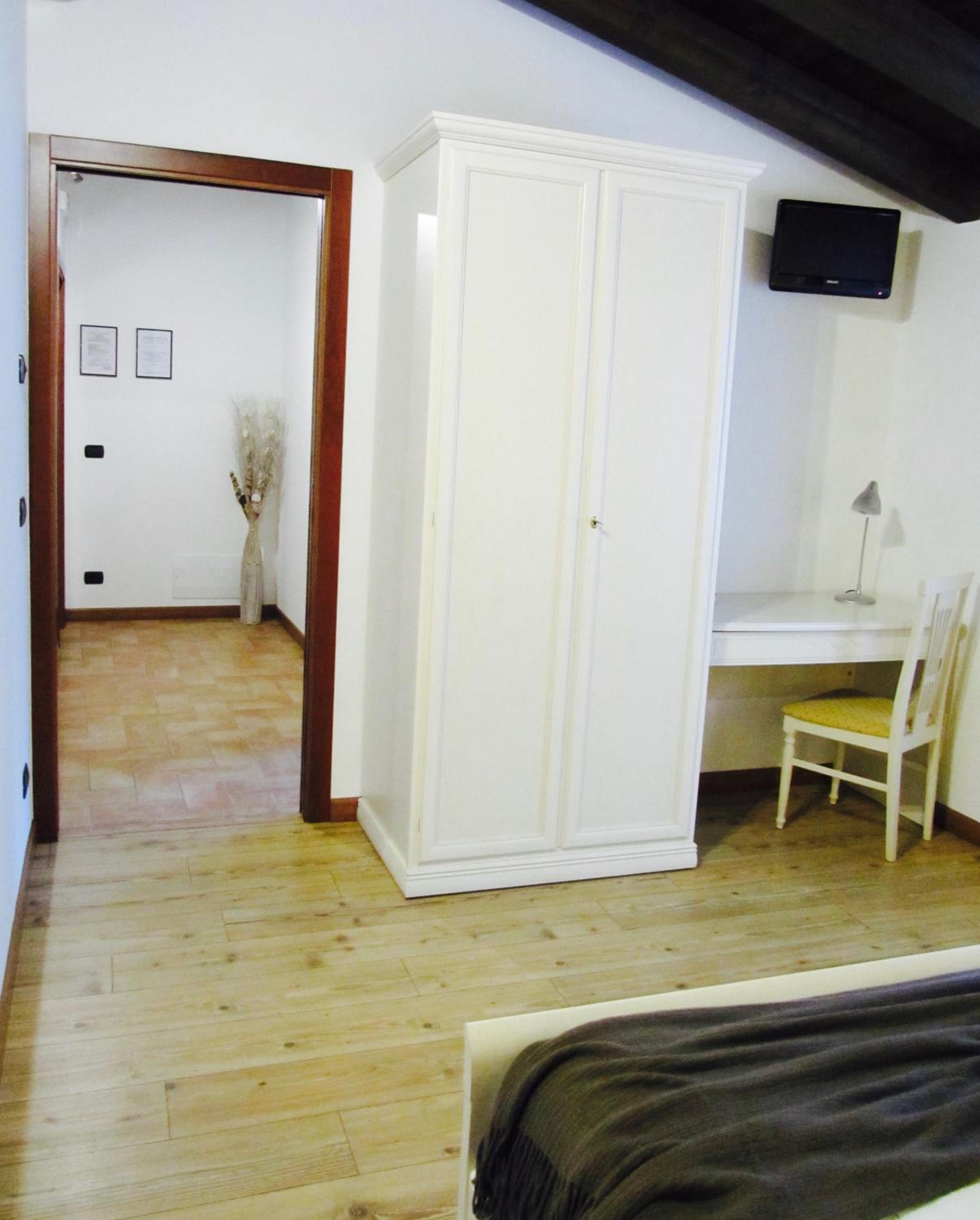 Deluxe Double Room photo 3