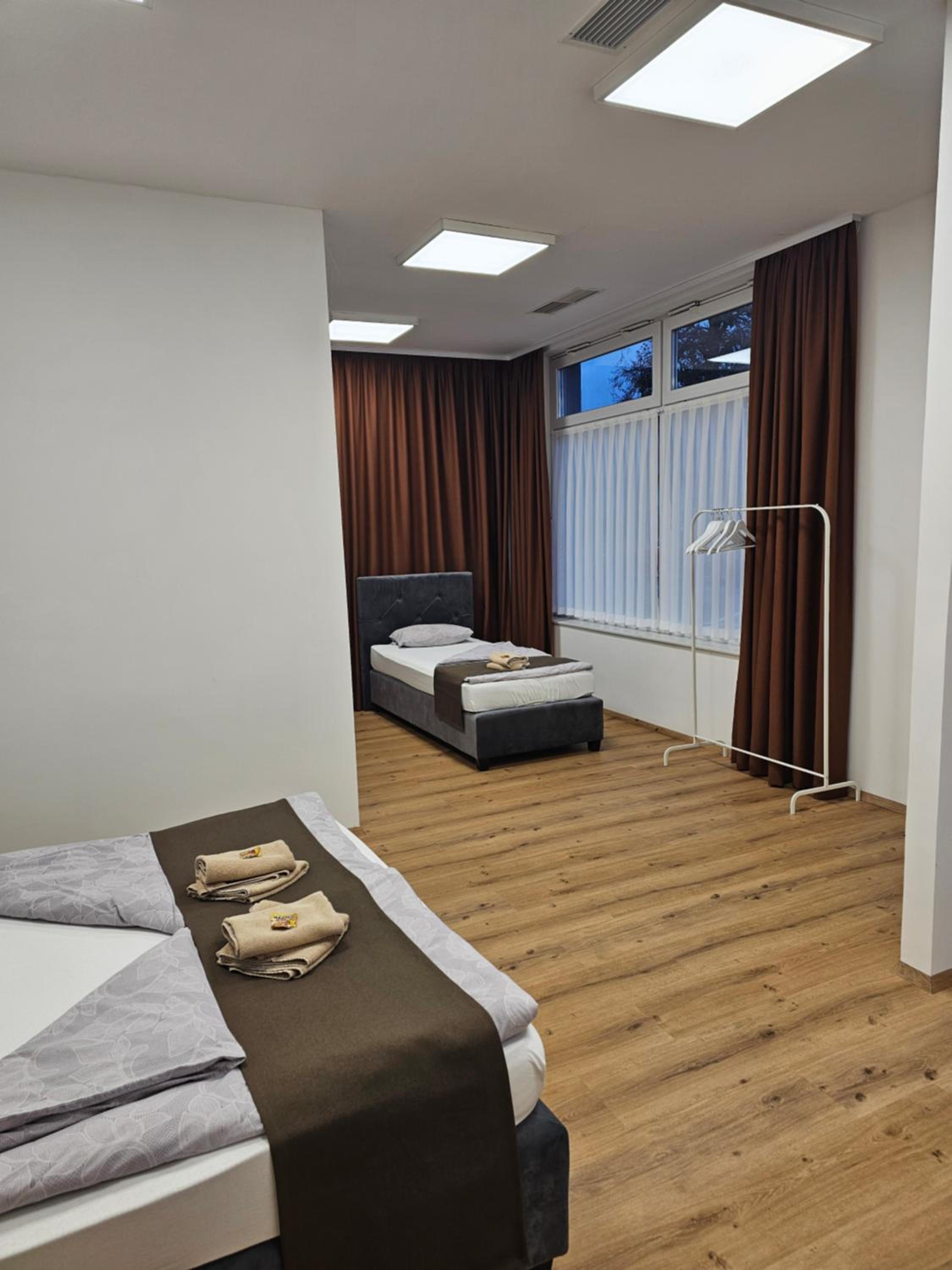 Apartment - Photo 4
