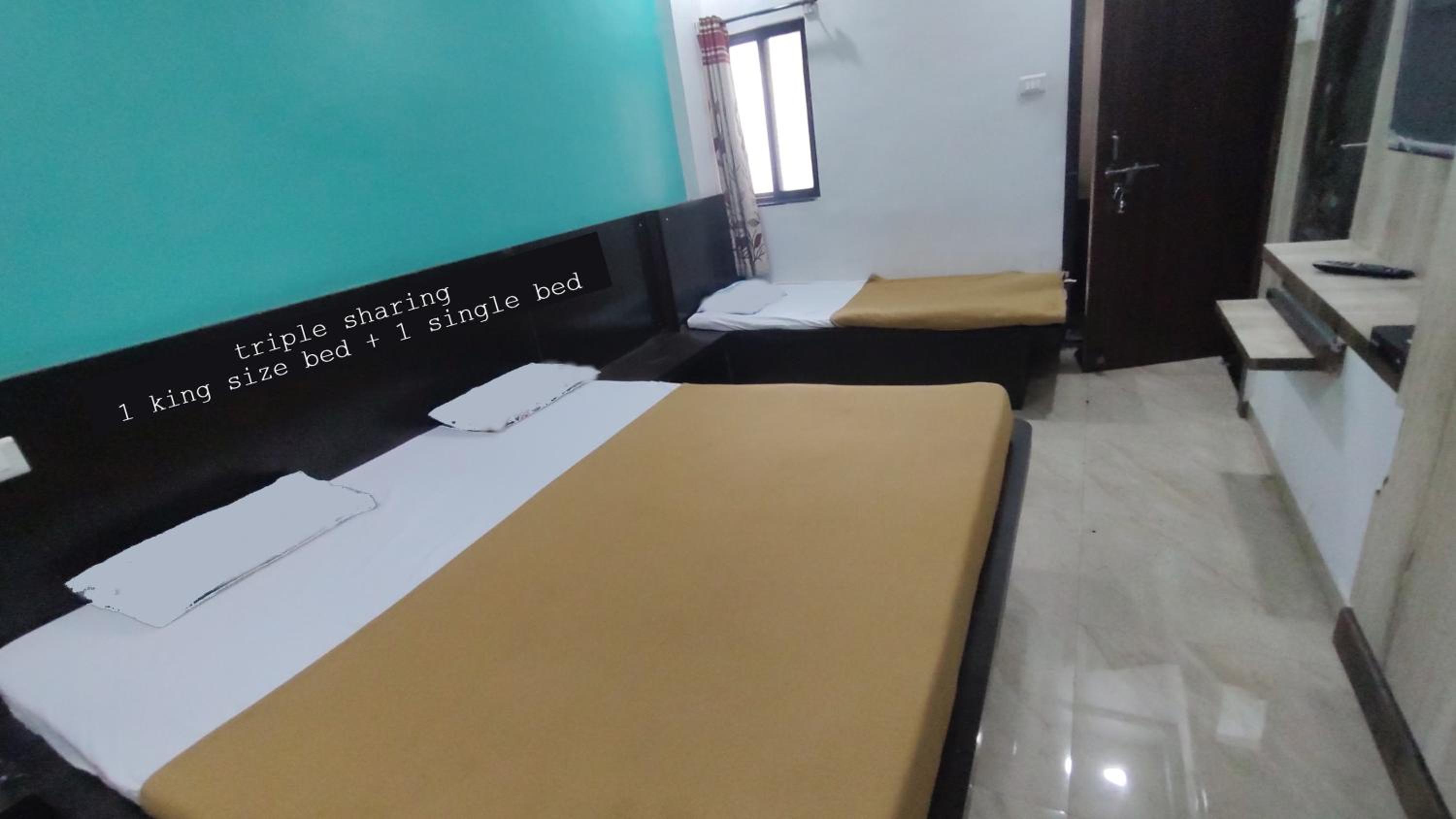 Budget Triple Room photo 2