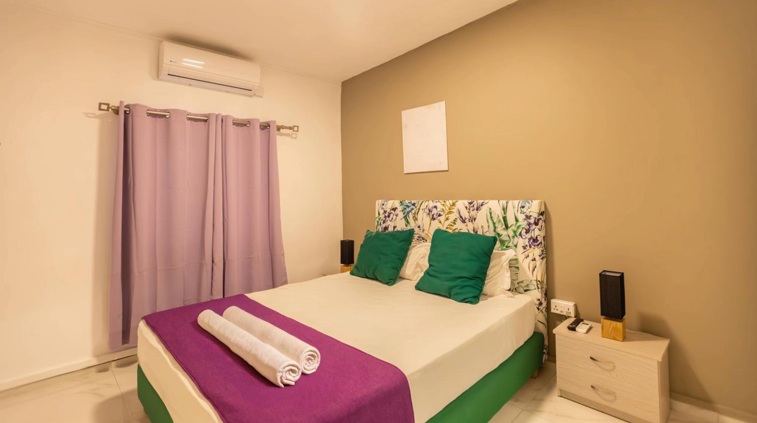 Quadruple Room with Garden View - Photo 5