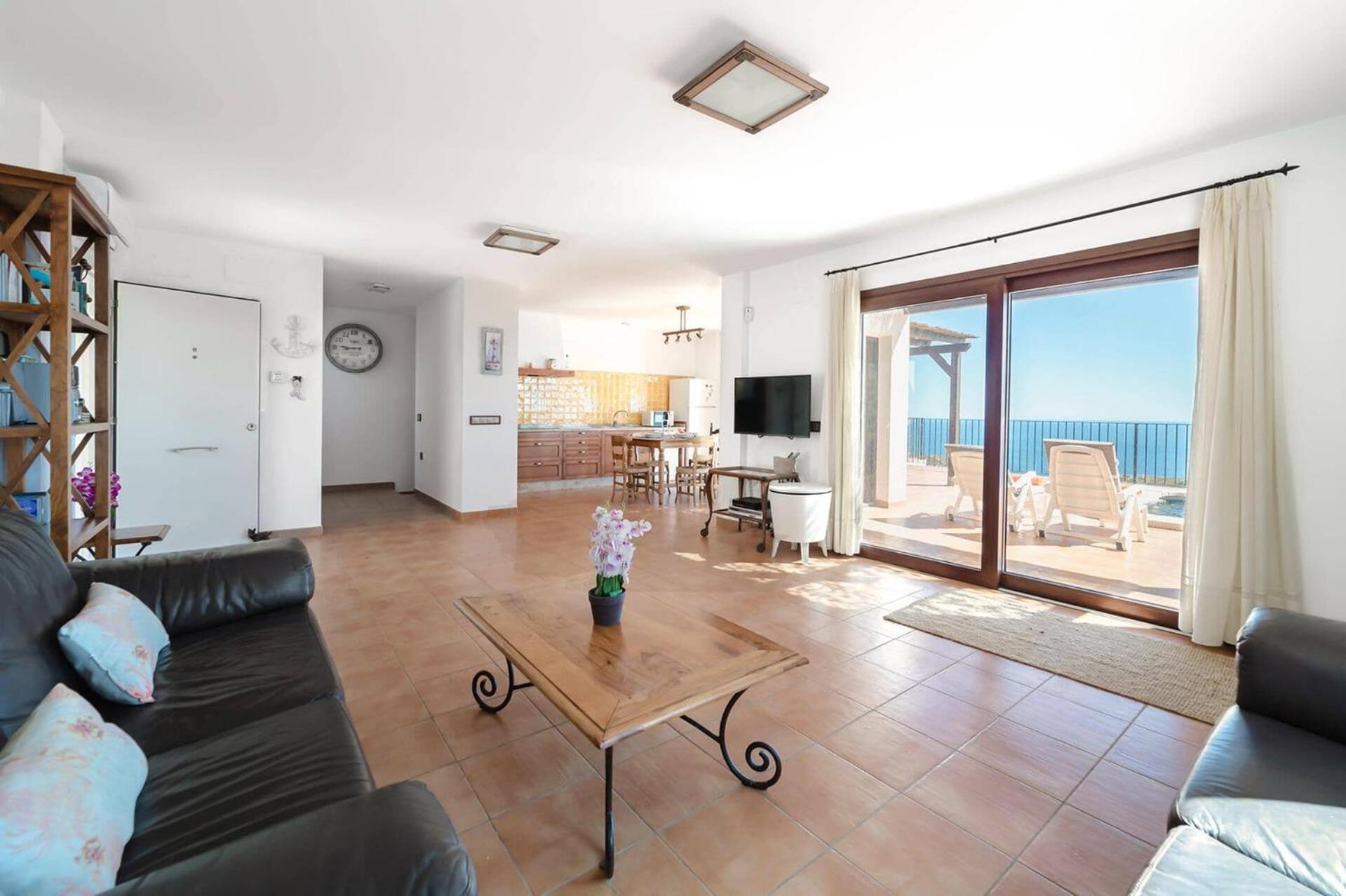 Villa de Tres Habitaciones