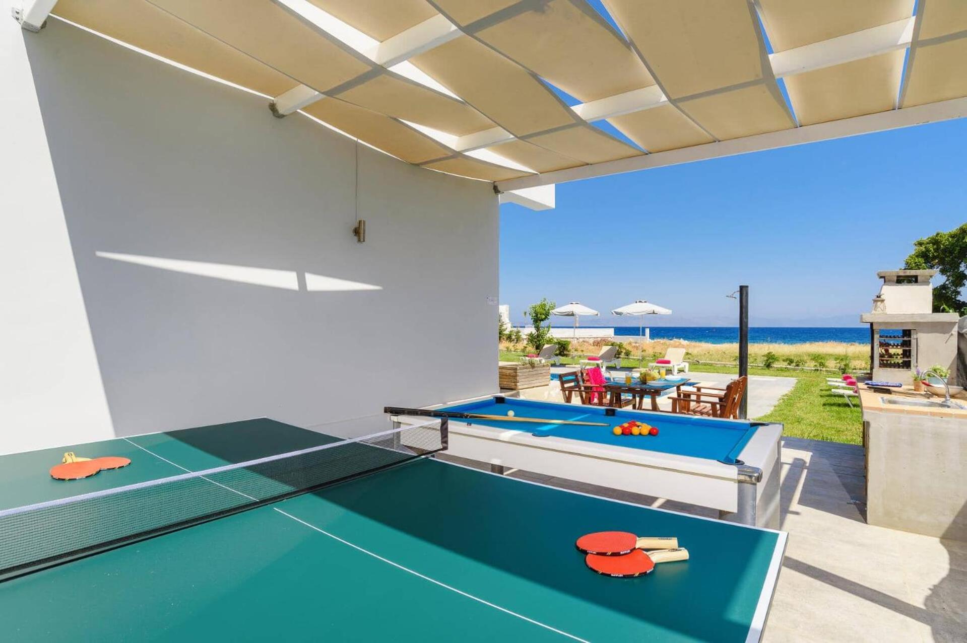 Villa photo 3