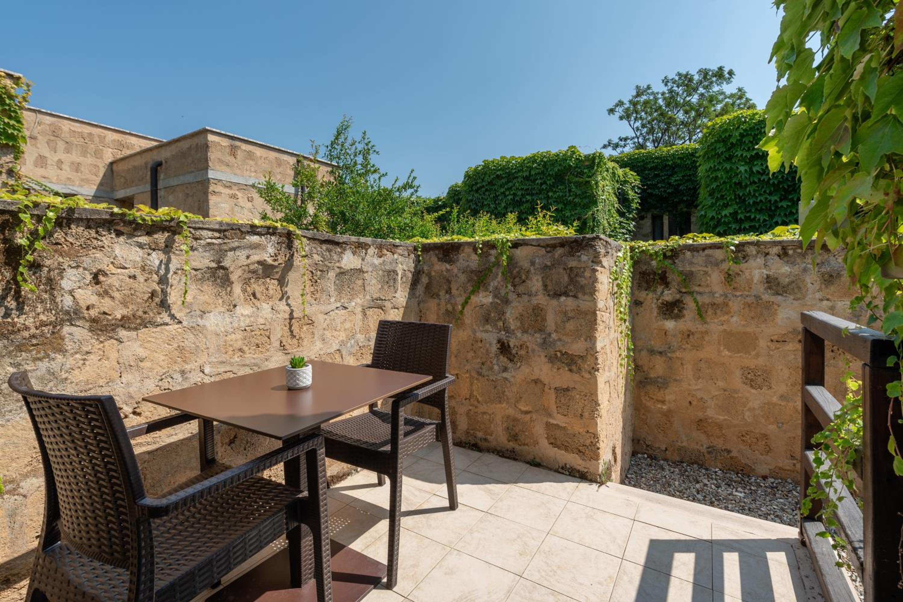 Triple Room with Garden View photo 2