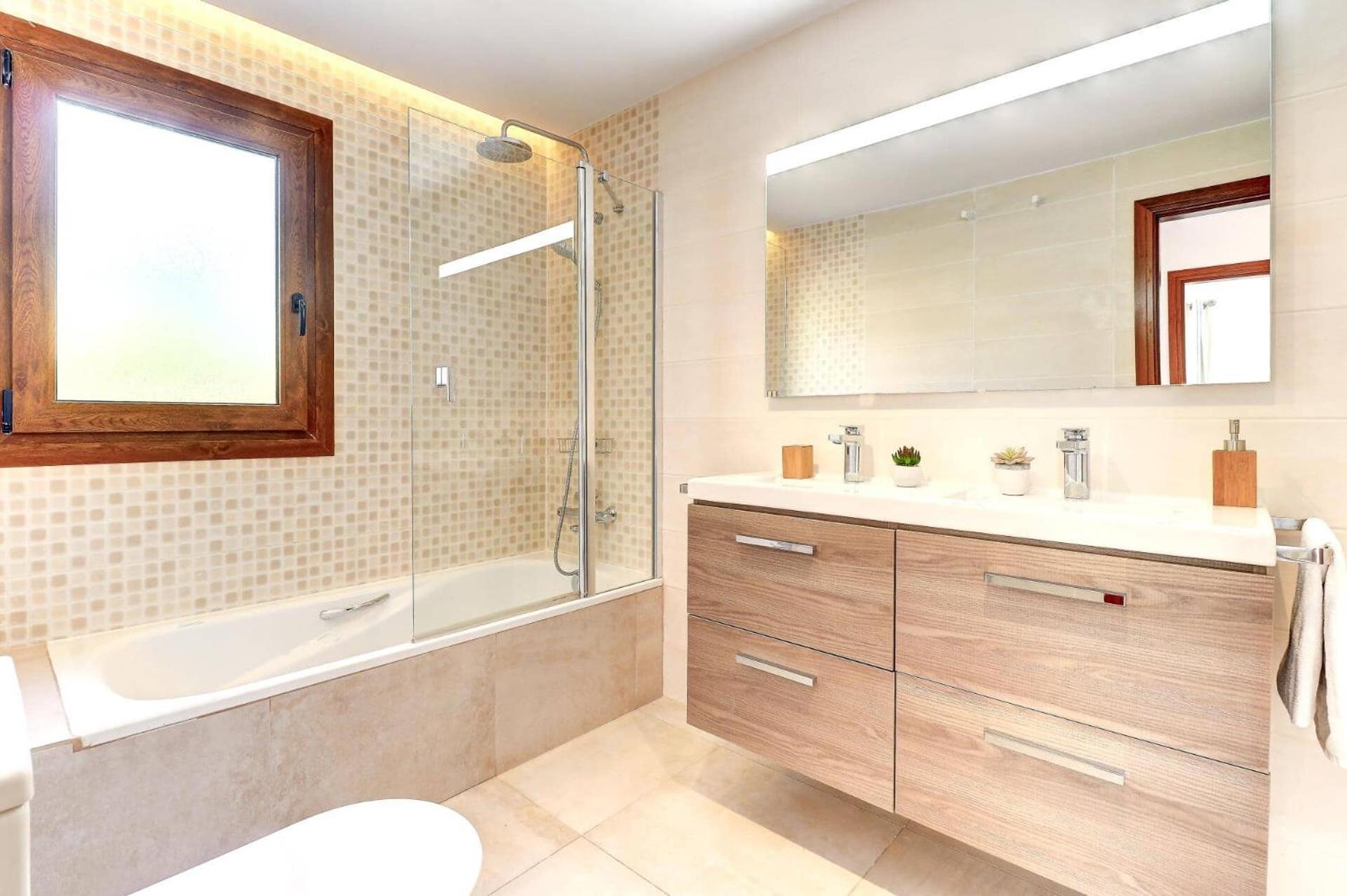 Villa photo 3