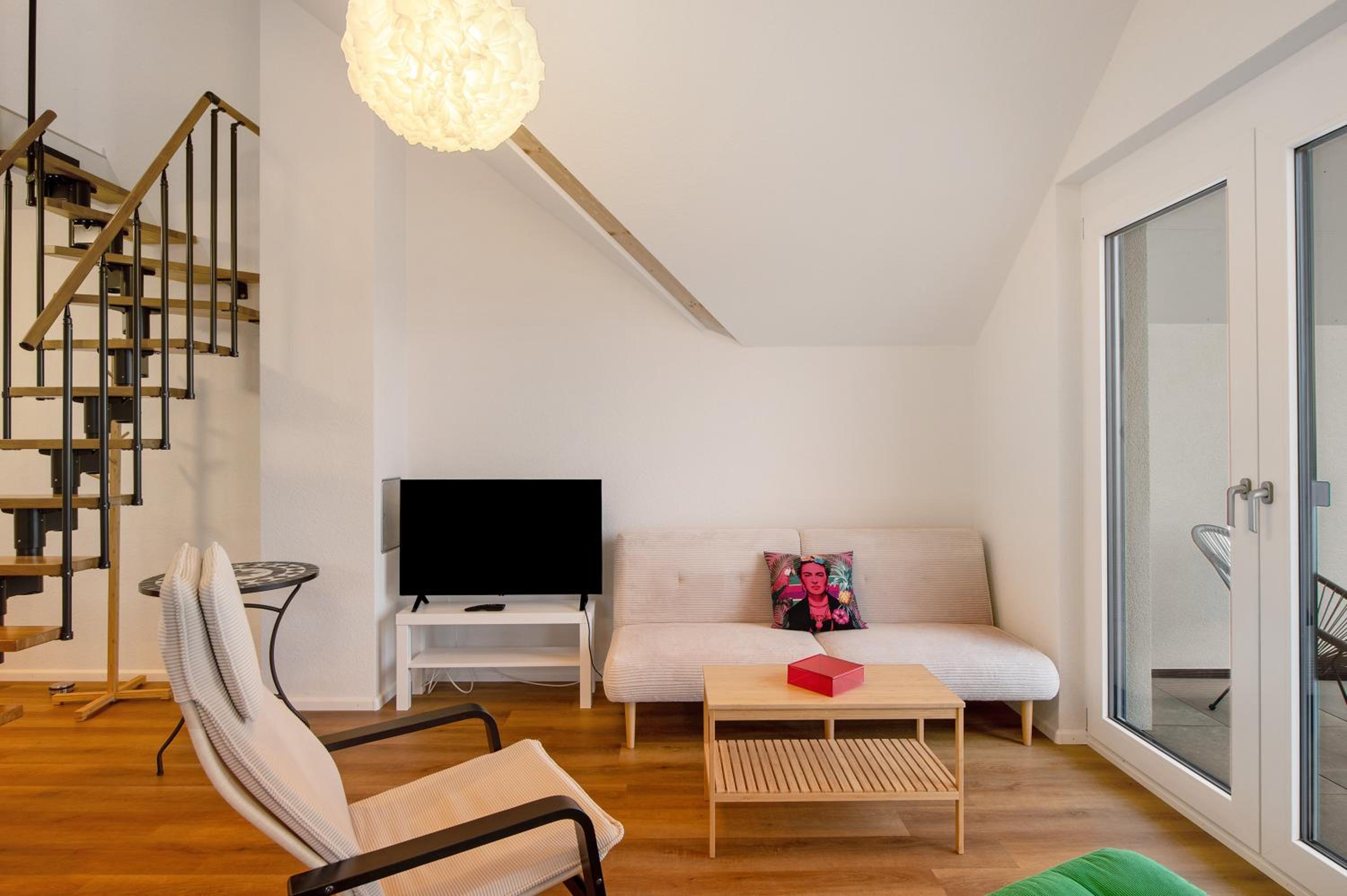 Superior One-Bedroom Apartment with Balcony