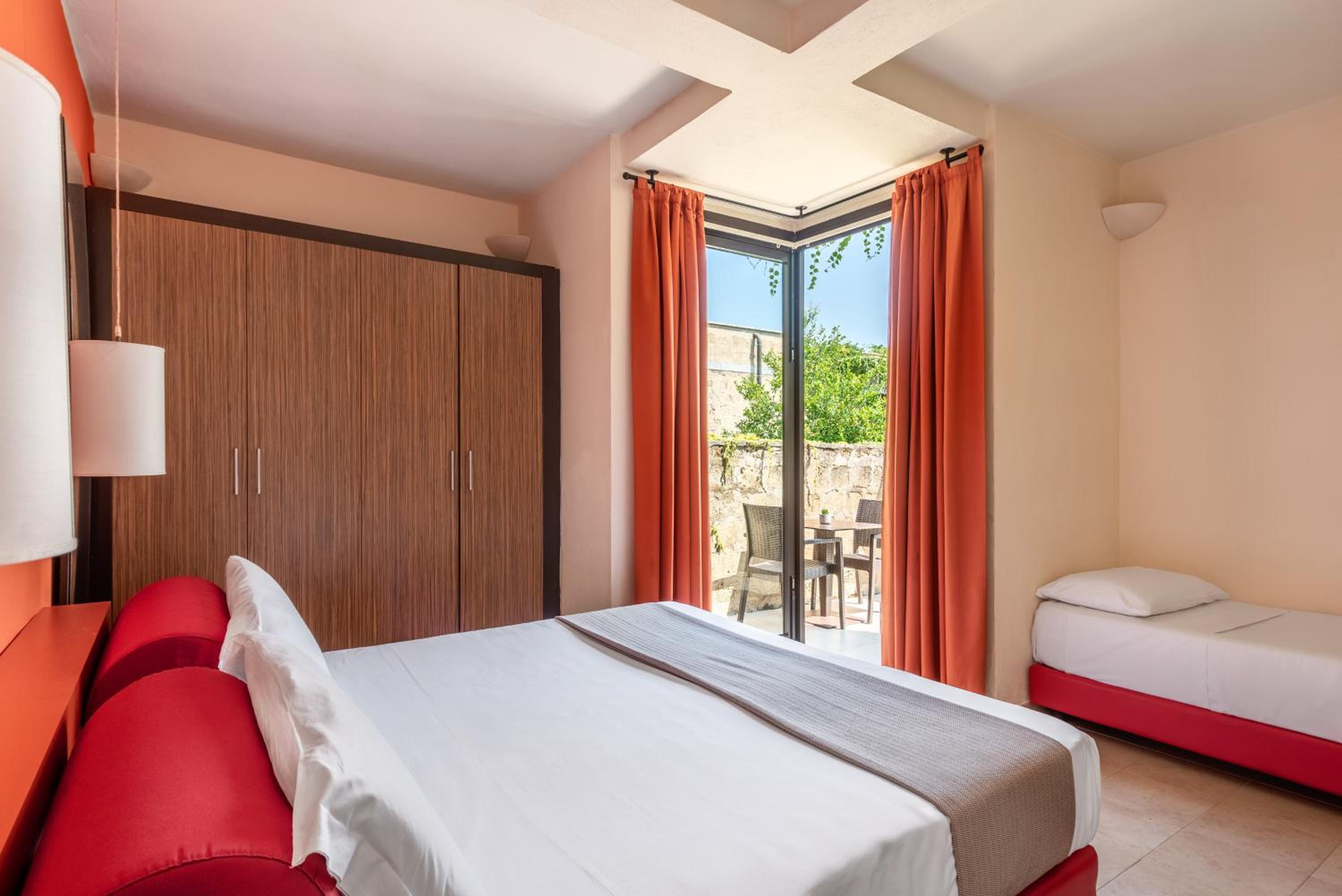Triple Room with Garden View photo 1