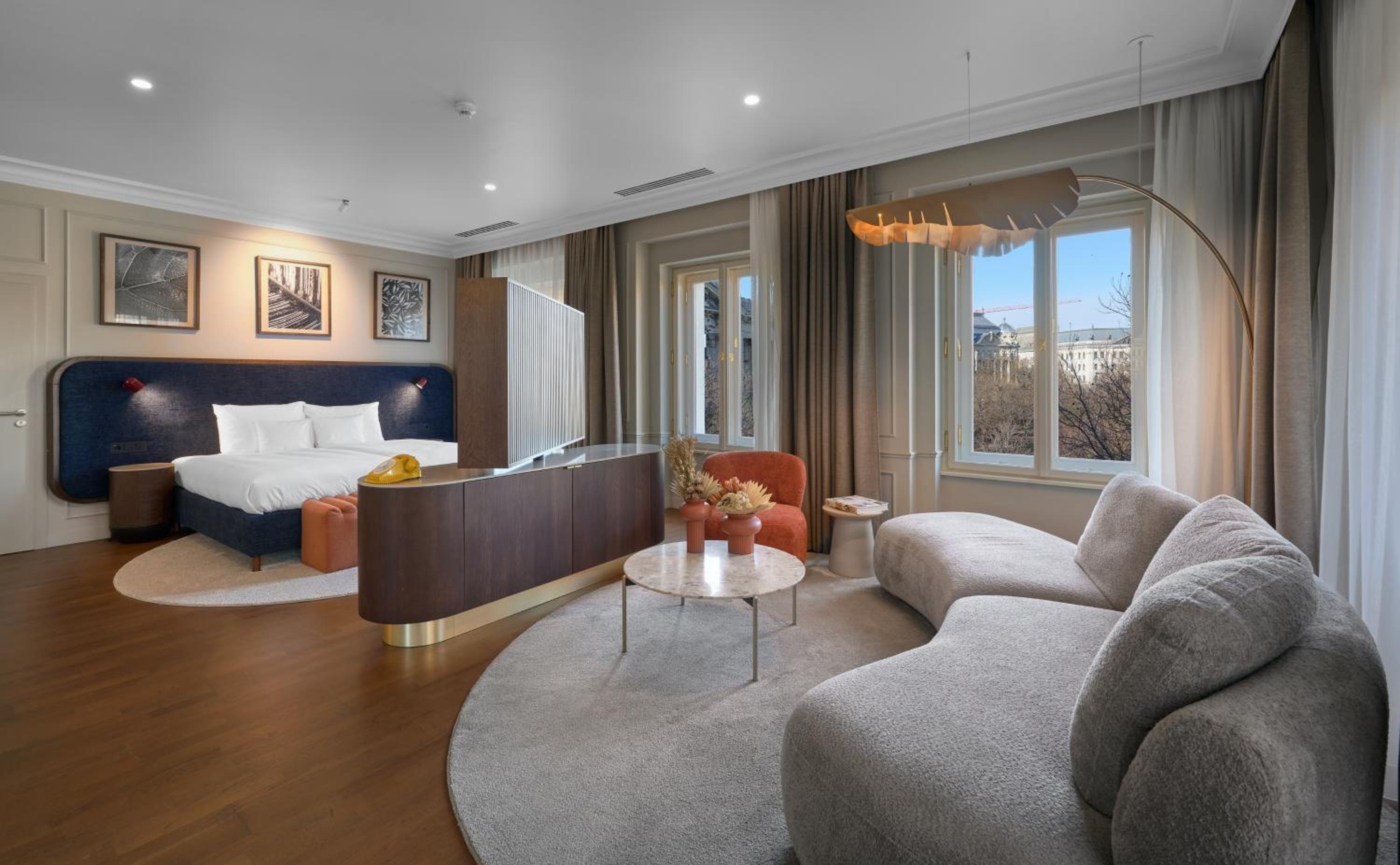 One-Bedroom Suite with City View