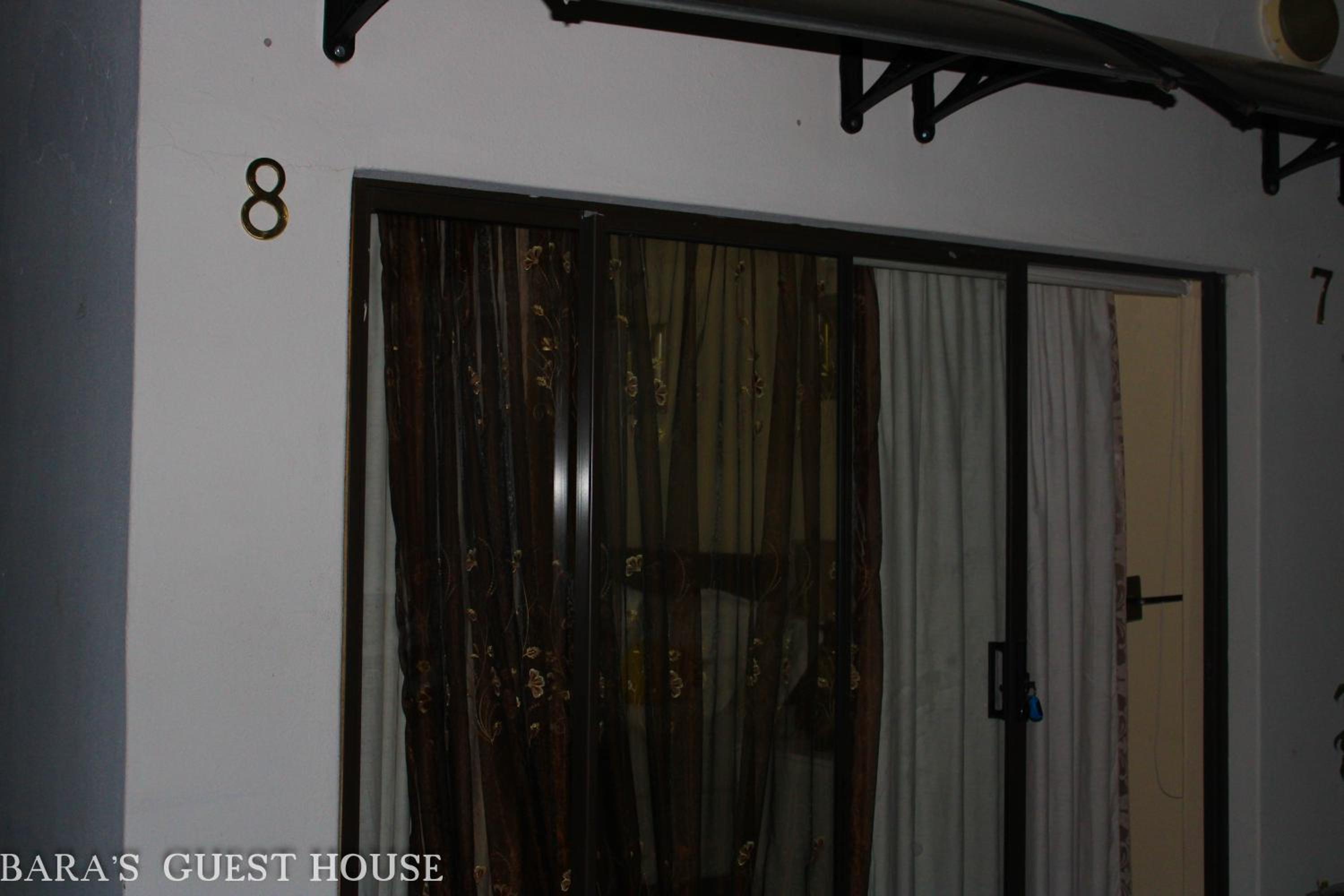 Deluxe Queen Studio  - Photo 15