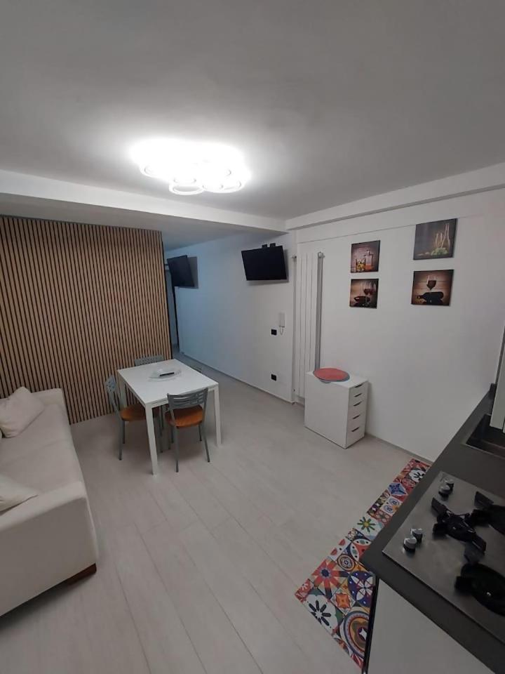 Two-Bedroom Apartment photo 1