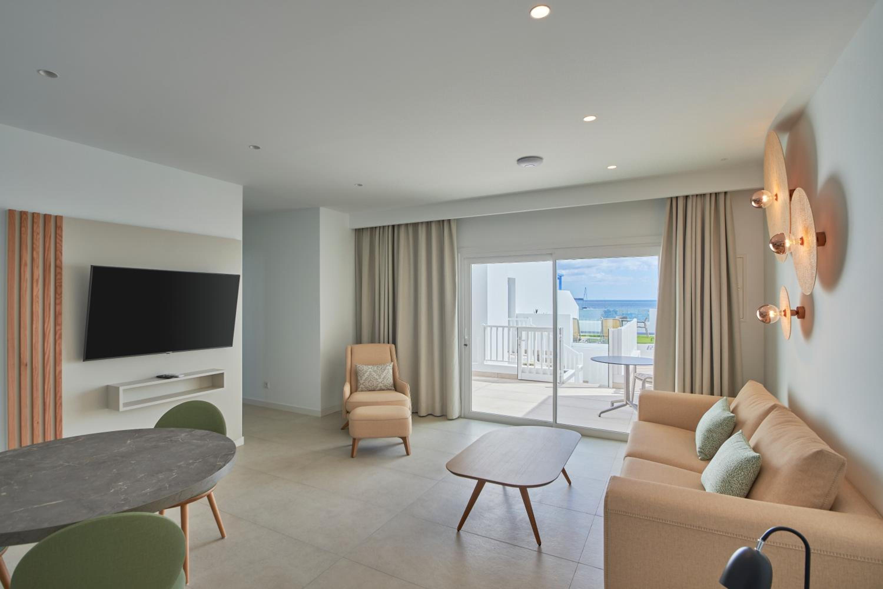 Apartamento de una habitación con vista al mar