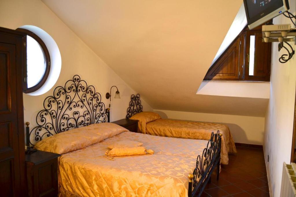Triple Room with Mountain View - Attic