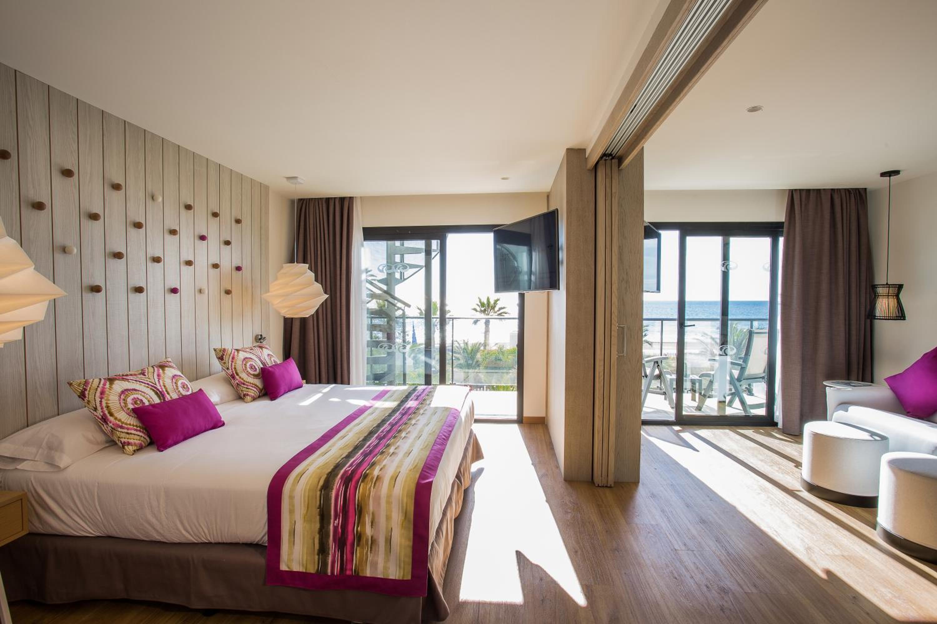 Suite Seafront View