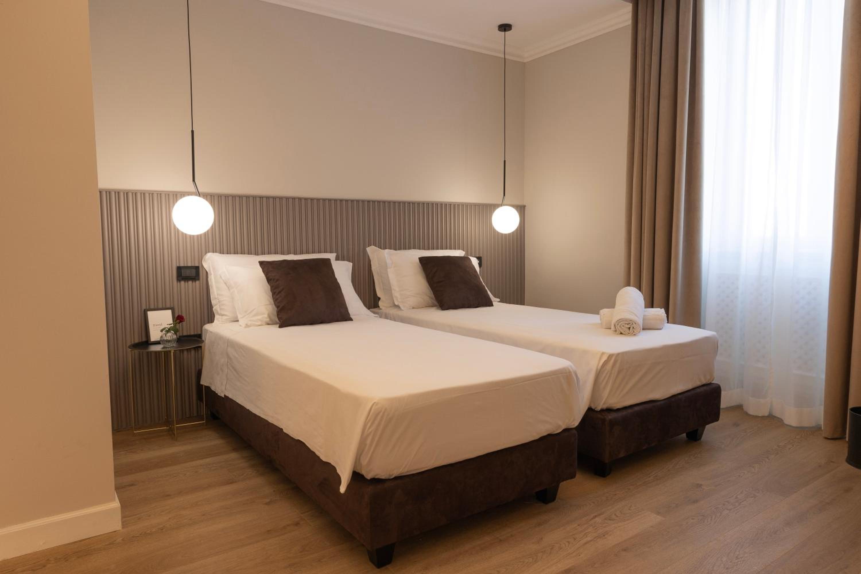 Deluxe Double or Twin Room photo 3