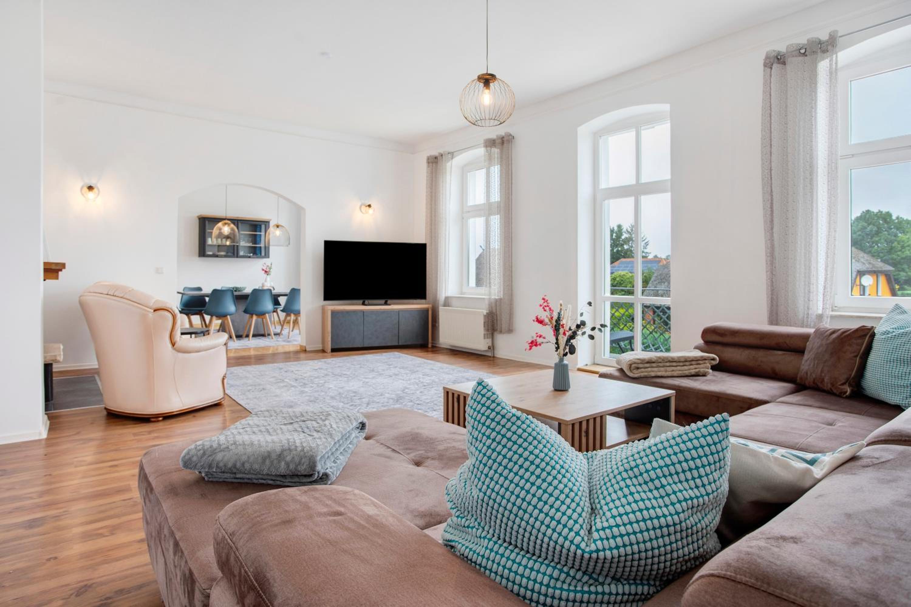 Three-Bedroom Superior Apartment
