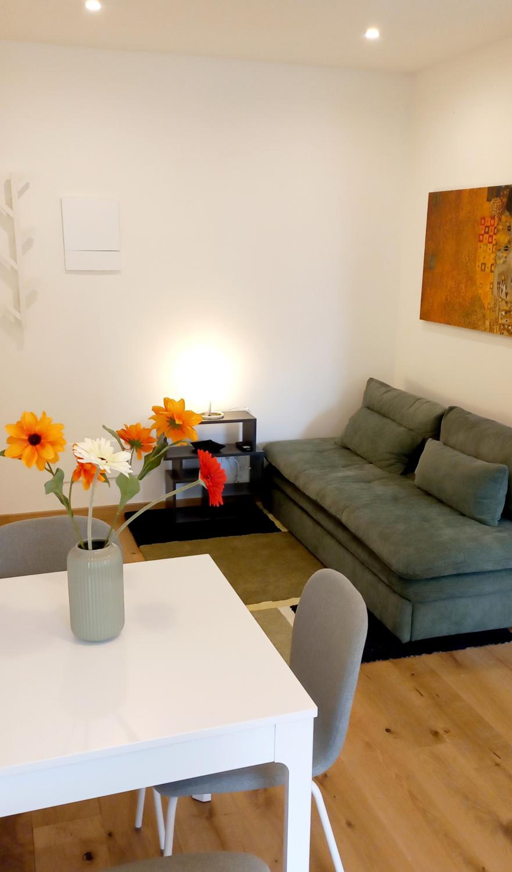 Apartment photo 1