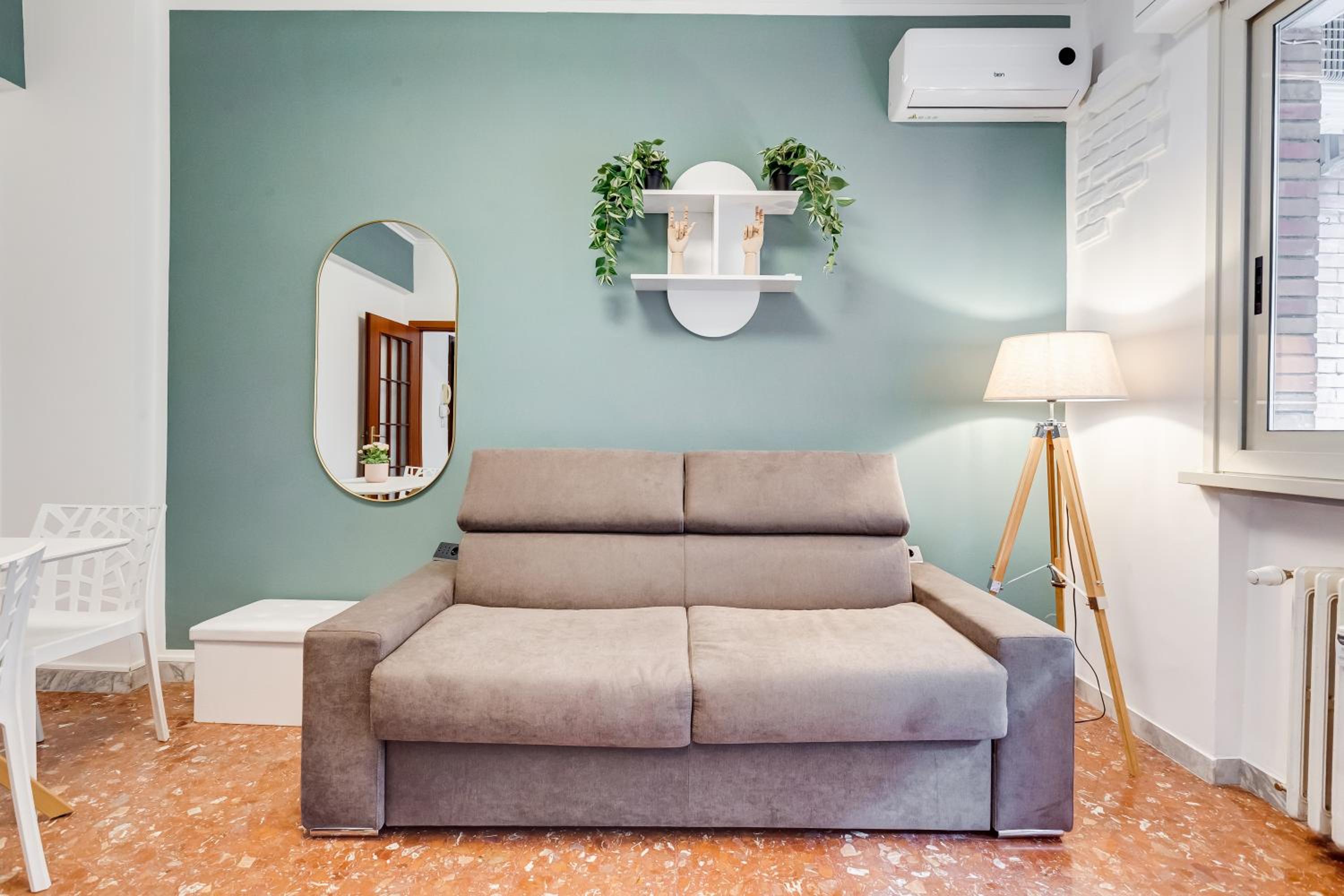 One-Bedroom Apartment