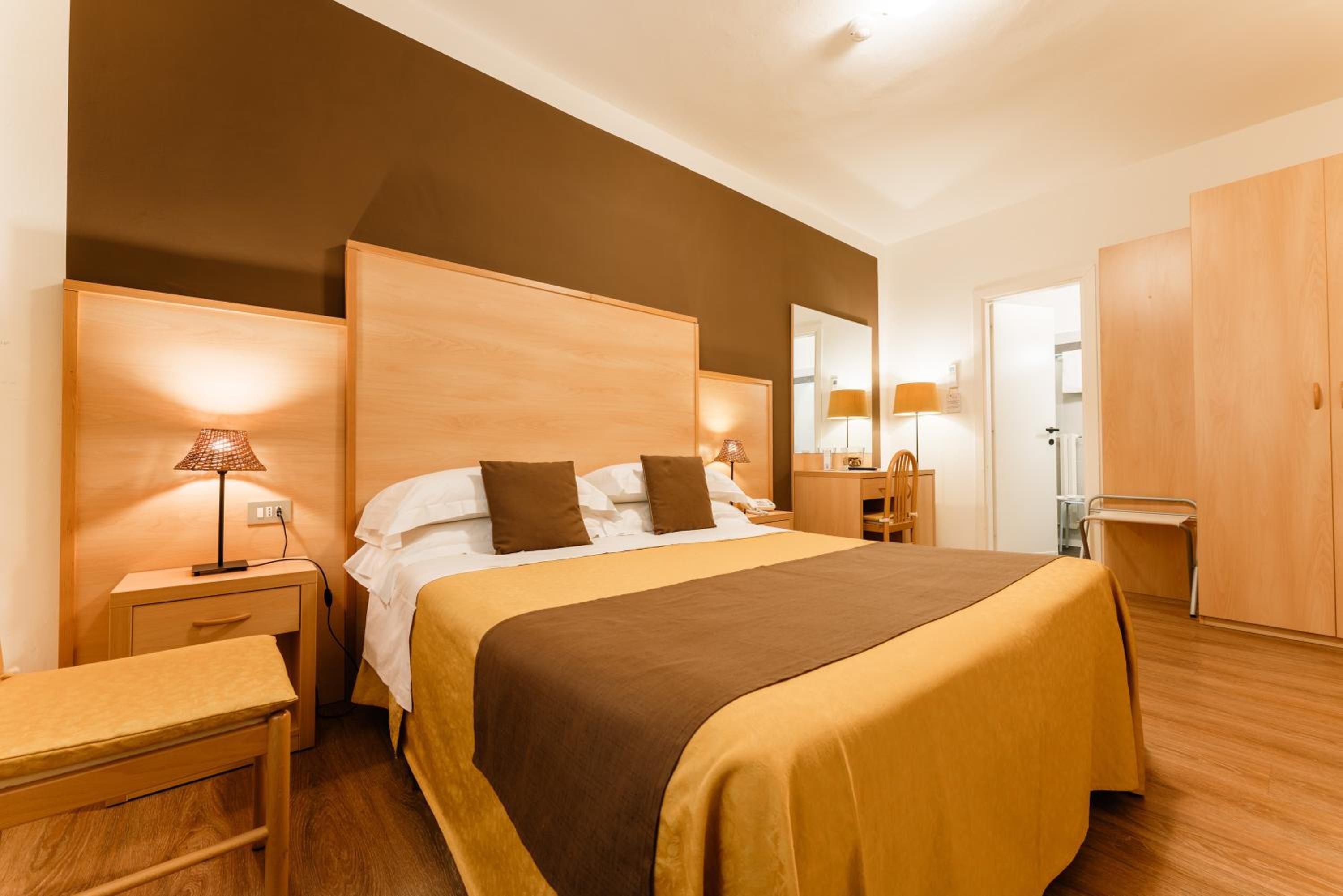 Classic Double or Twin Room