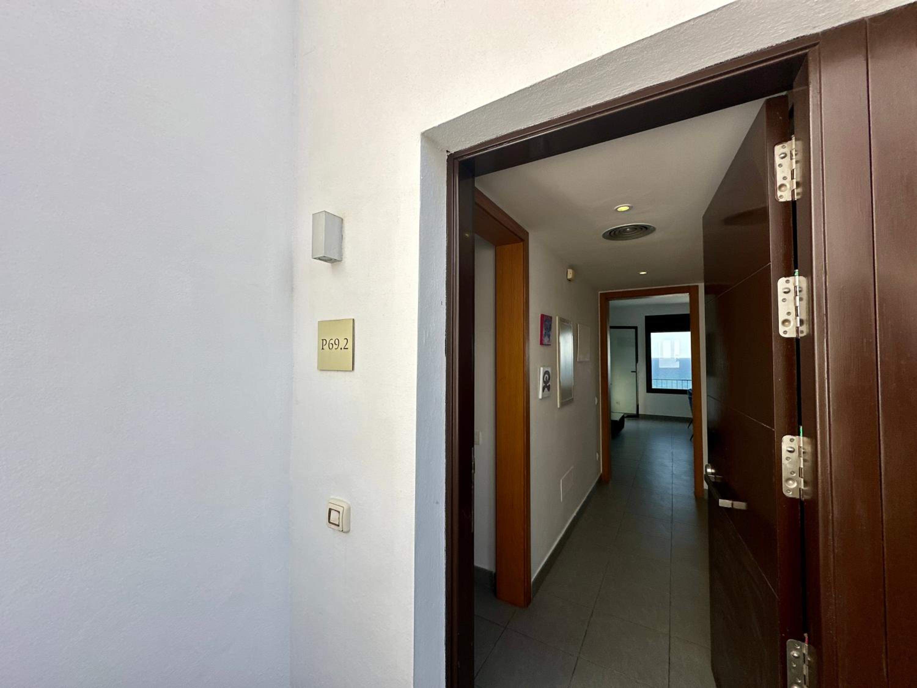 Two-Bedroom Apartment With Terrace And Sea View photo 2