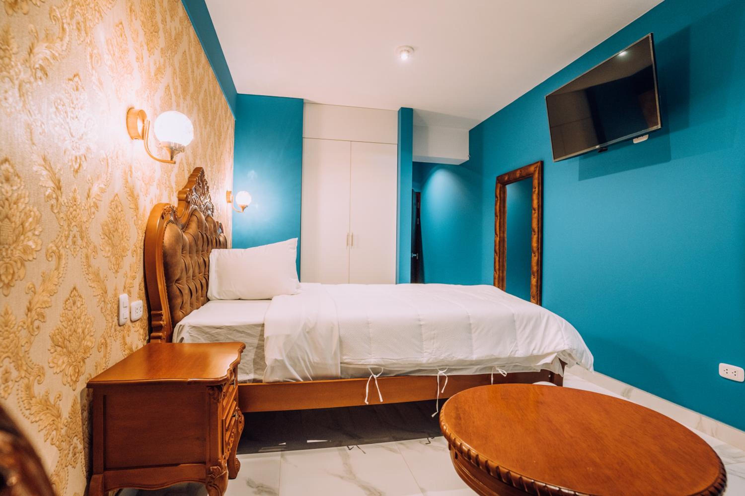Deluxe Single Room