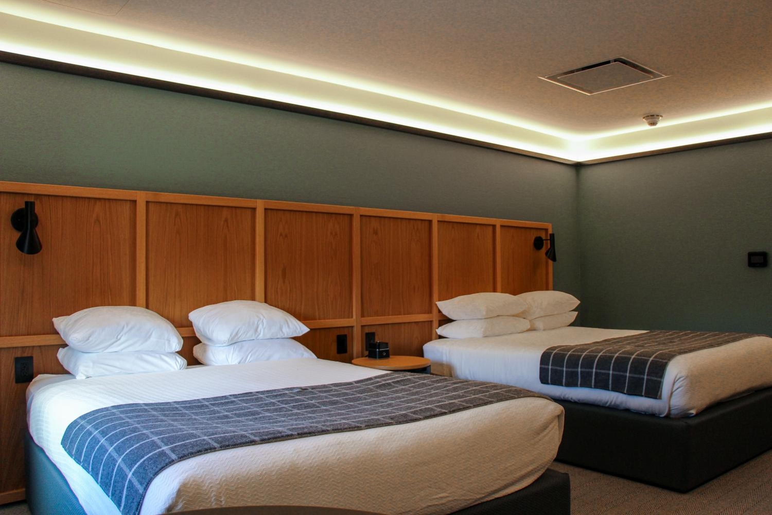 Standard Queen Room photo 1