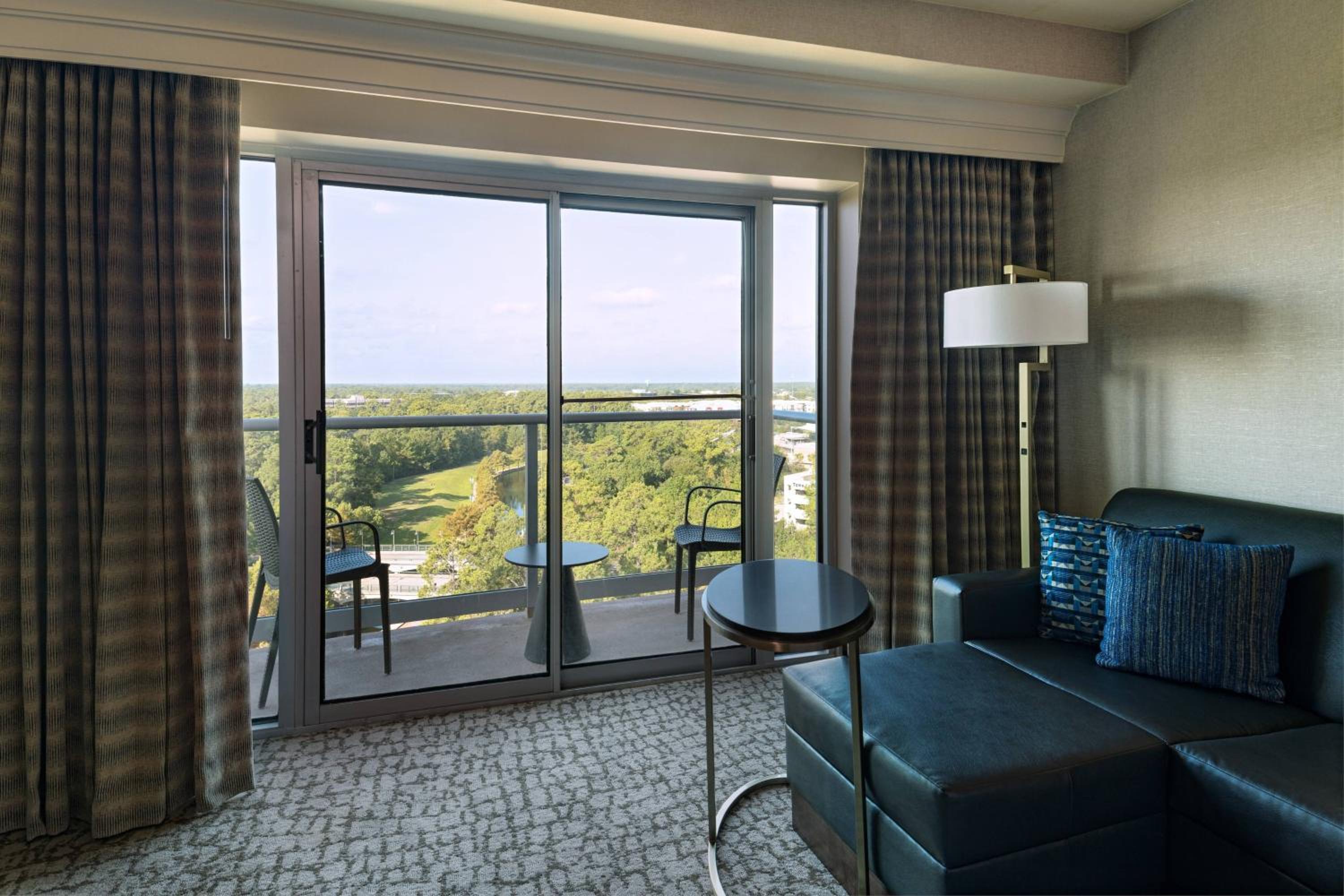 Guest Room with King Bed and Water View - Photo 7