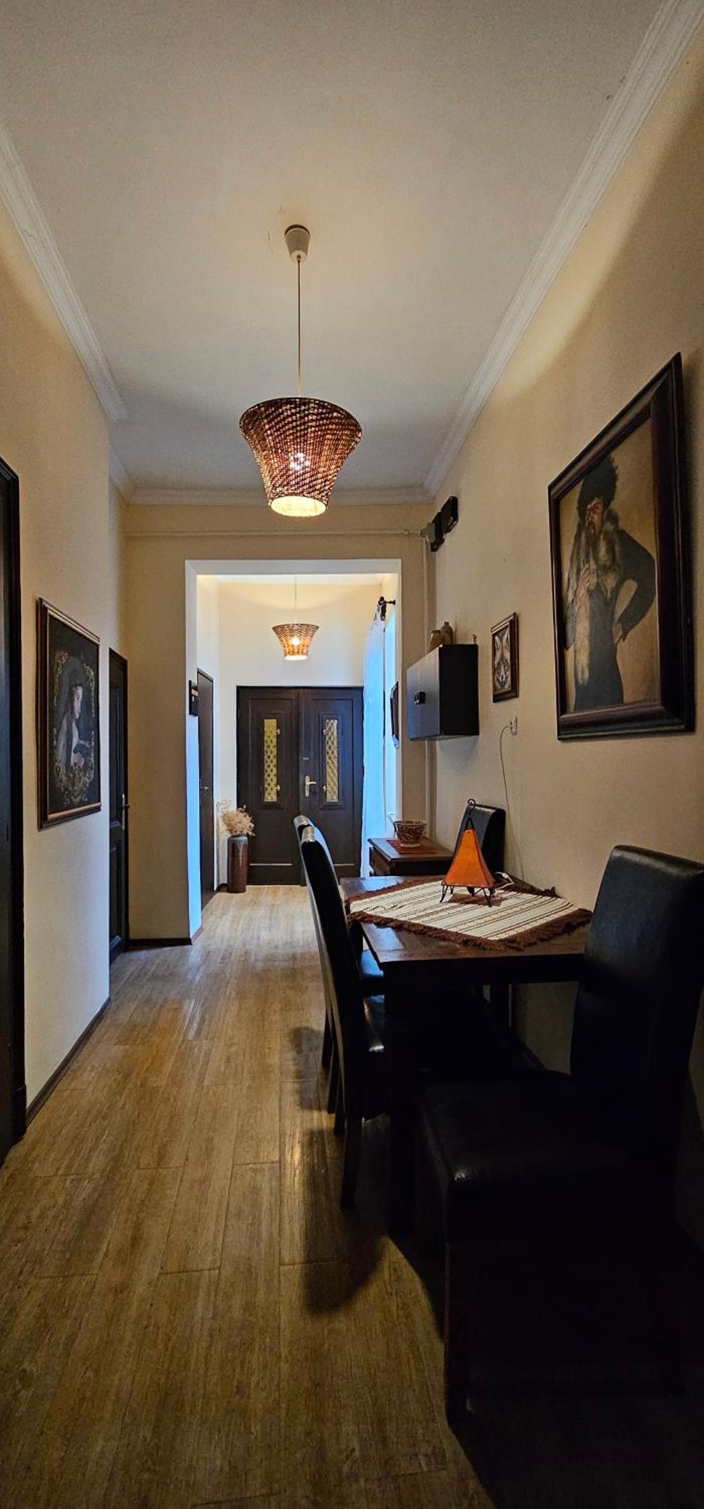 Three-Bedroom Apartment - Photo 7
