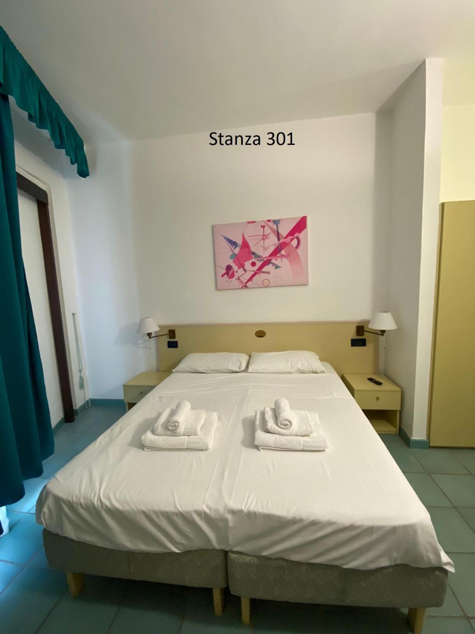 Double Room with Sea View photo 3