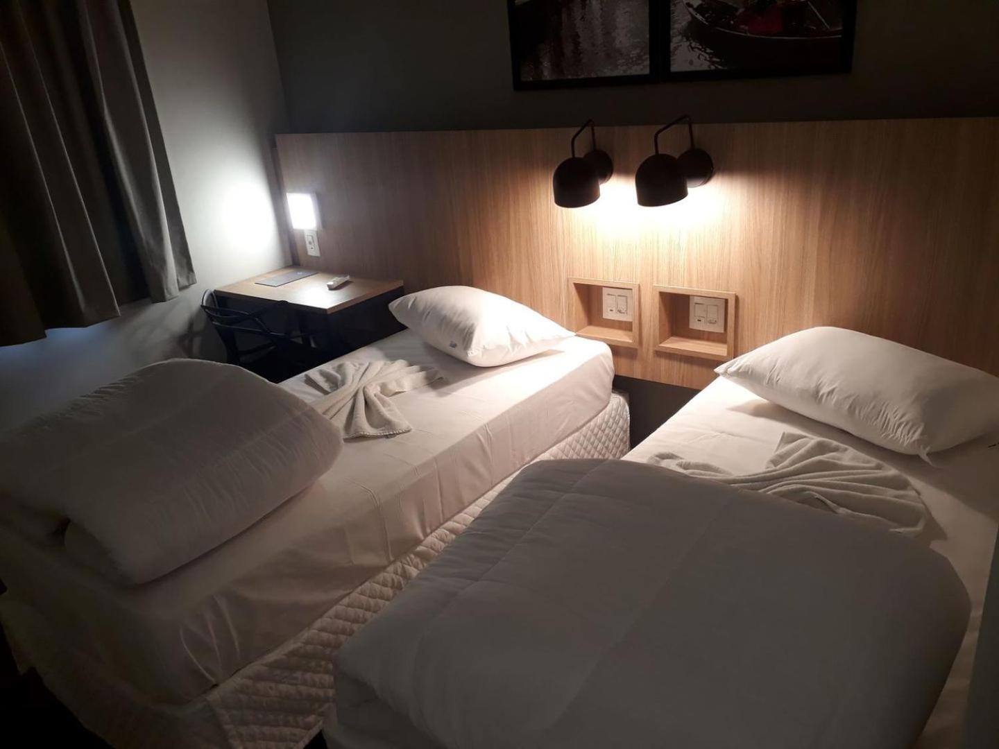 Standard Twin Room photo 1