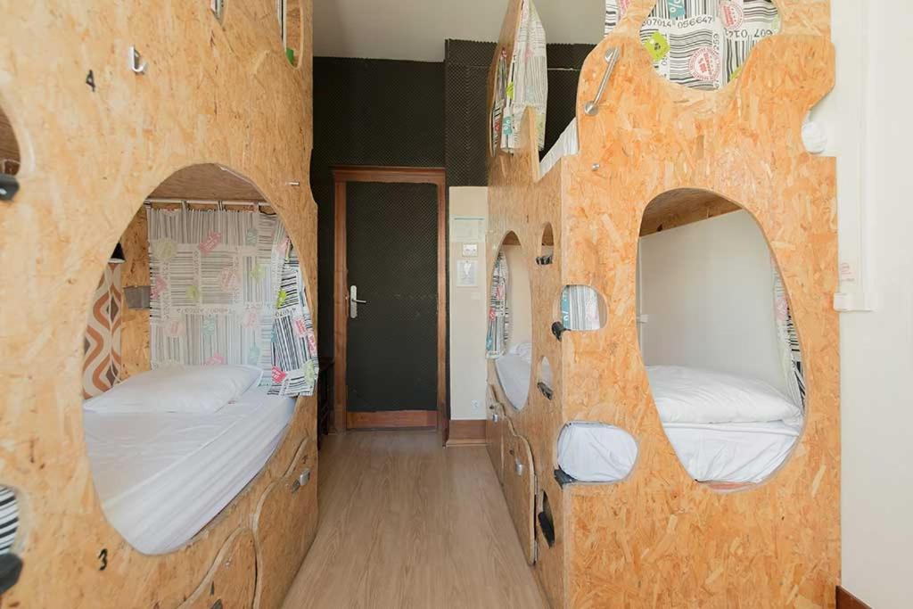 Bed in 4-Bed Dormitory Room with En Suite Bathroom photo 1