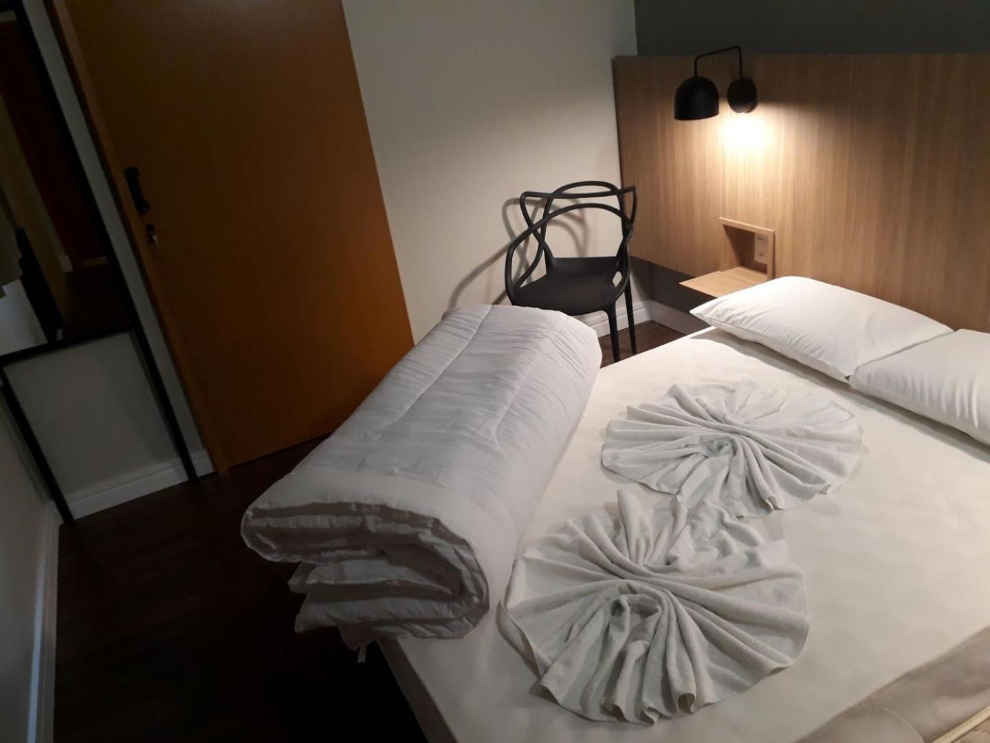 Queen Room - Disability Access photo 2