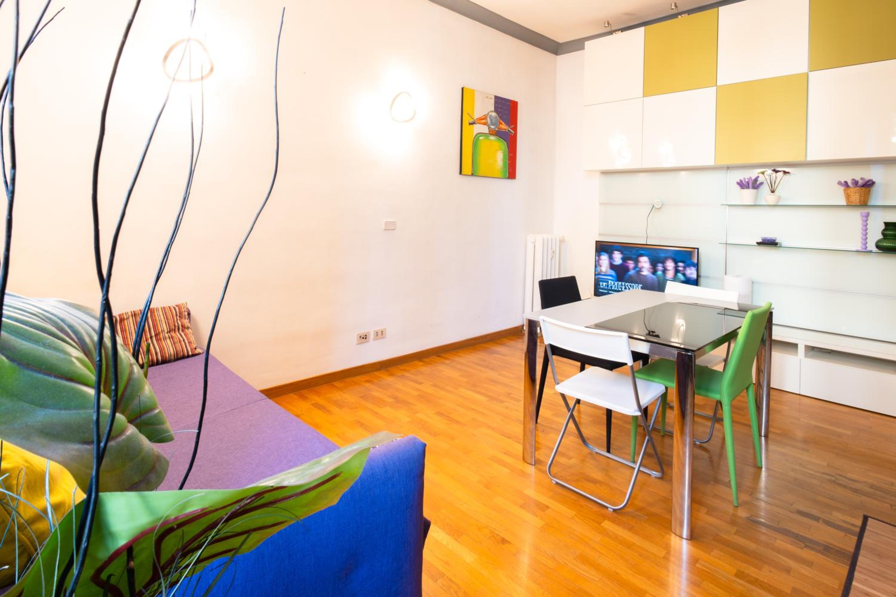 One-Bedroom Apartment